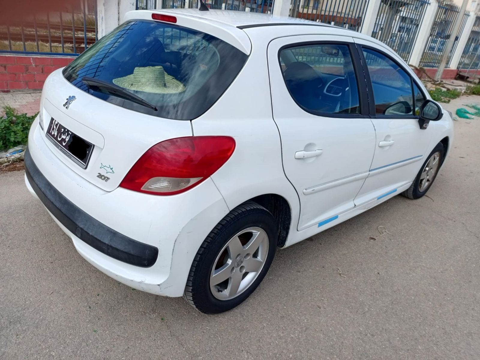 Peugeot 207 à Ben Arous - Photo 2