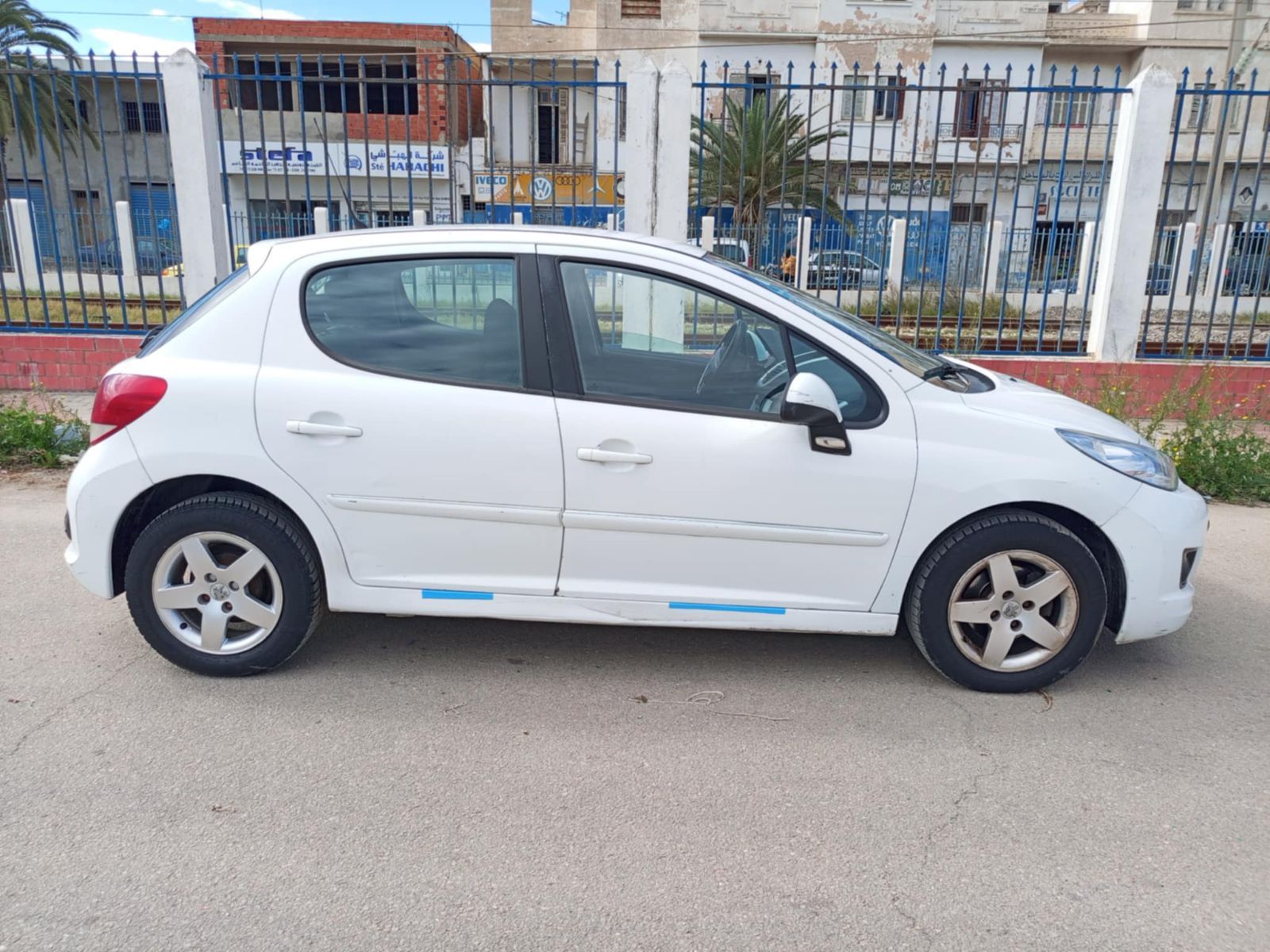 Peugeot 207 à Ben Arous - Photo 12