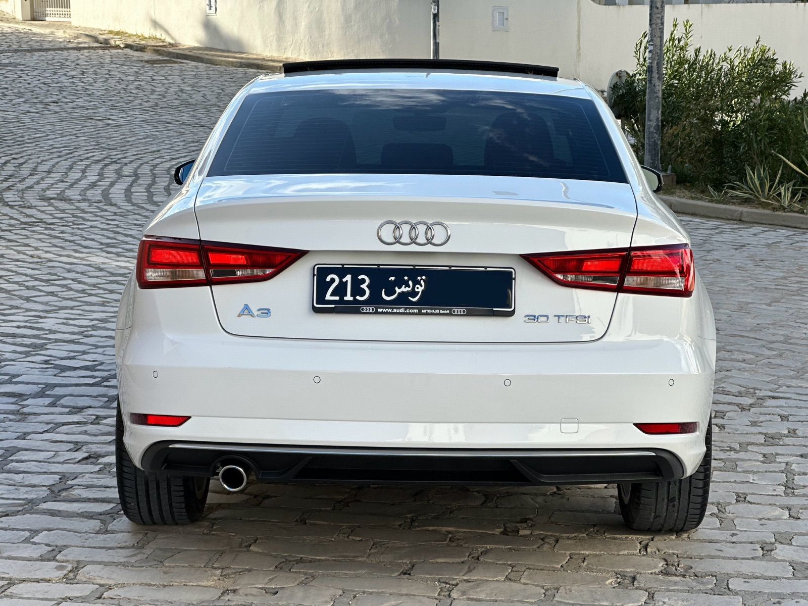 Audi A3 Berline Business à Ariana - Photo 4