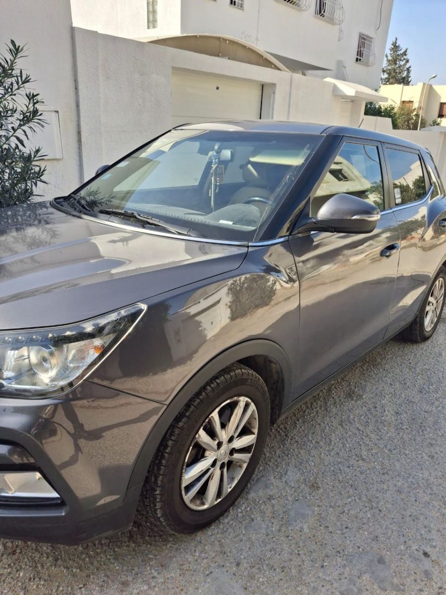 Ssangyong Tivoli à Tunis - Photo 2