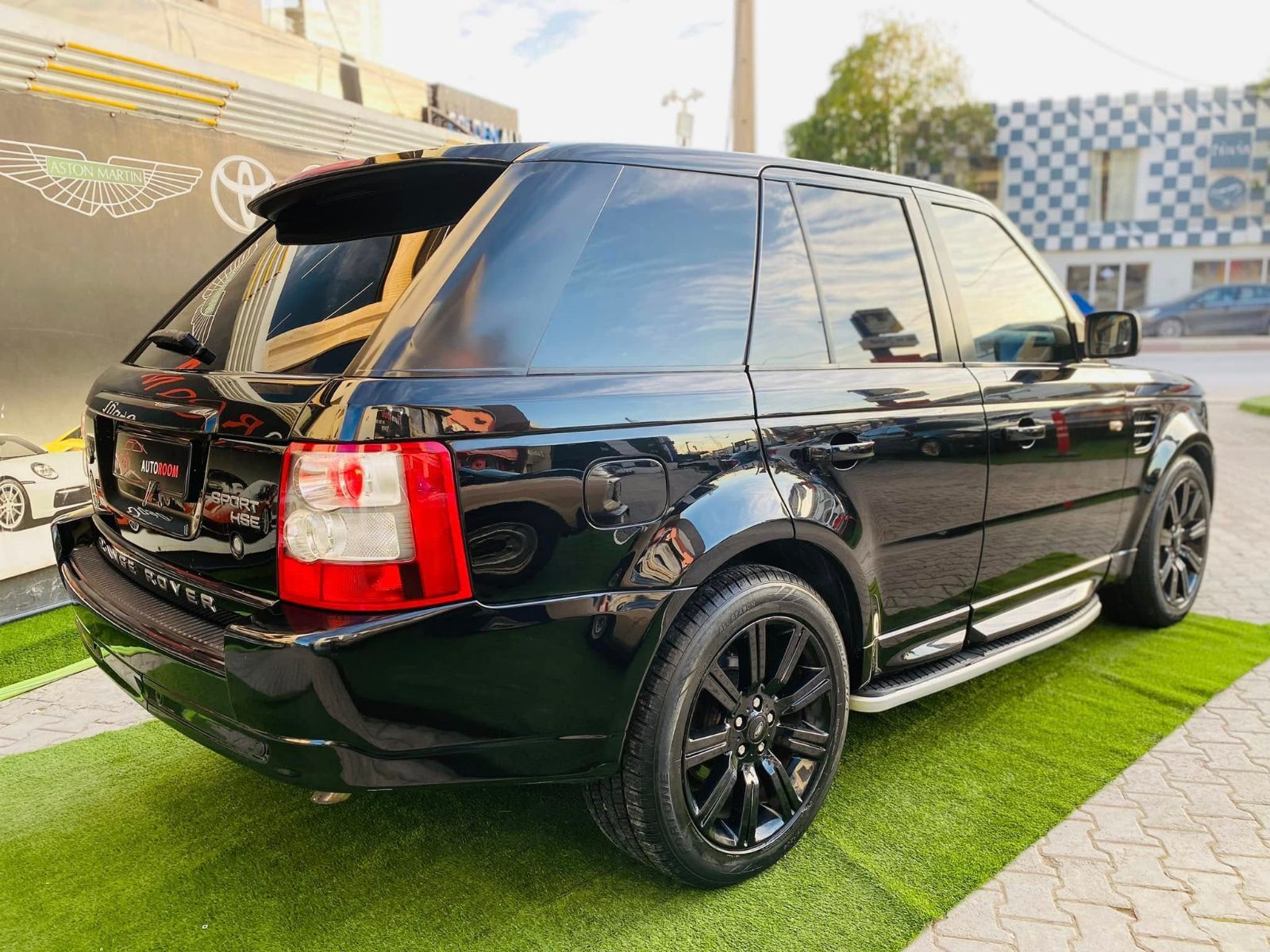 Land Rover Range Rover V8 4.2 SUPERCHARGED à Nabeul - Photo 4