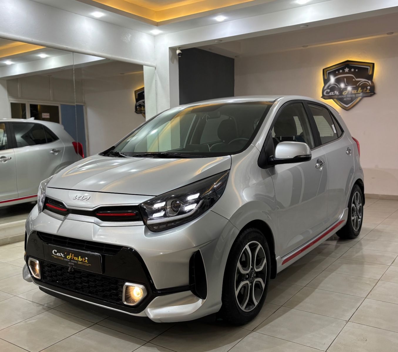 KIA Picanto Populaire à Tunis - Photo 2