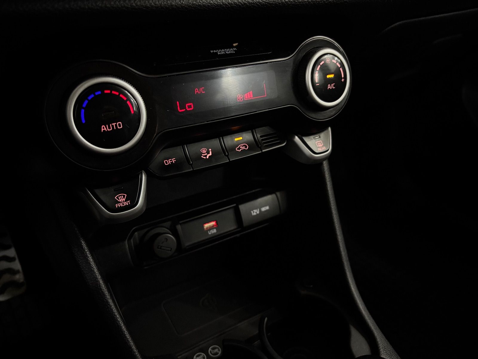 KIA Picanto Populaire à Tunis - Photo 8