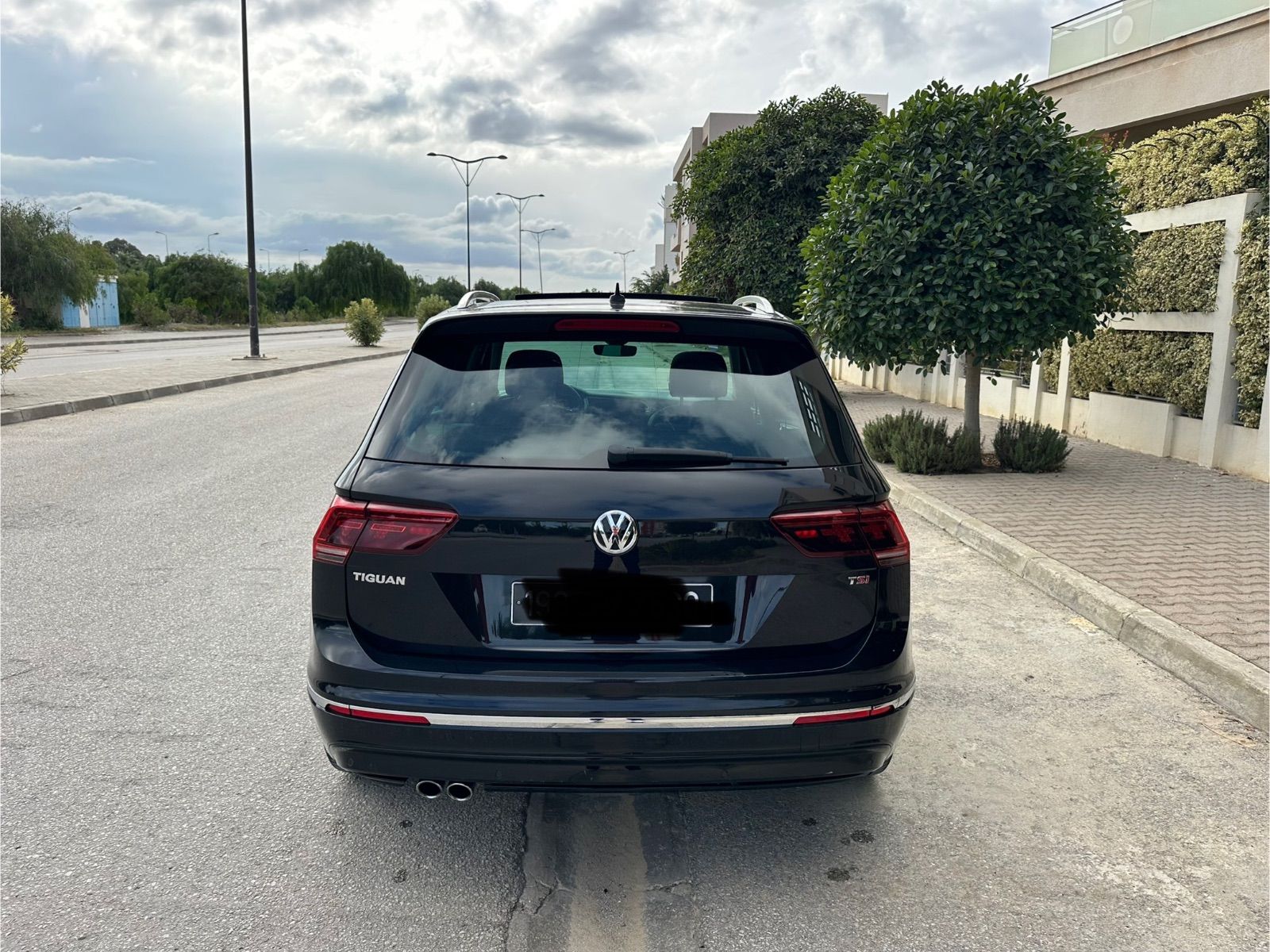 Volkswagen Tiguan Prestige à Ben Arous - Photo 6