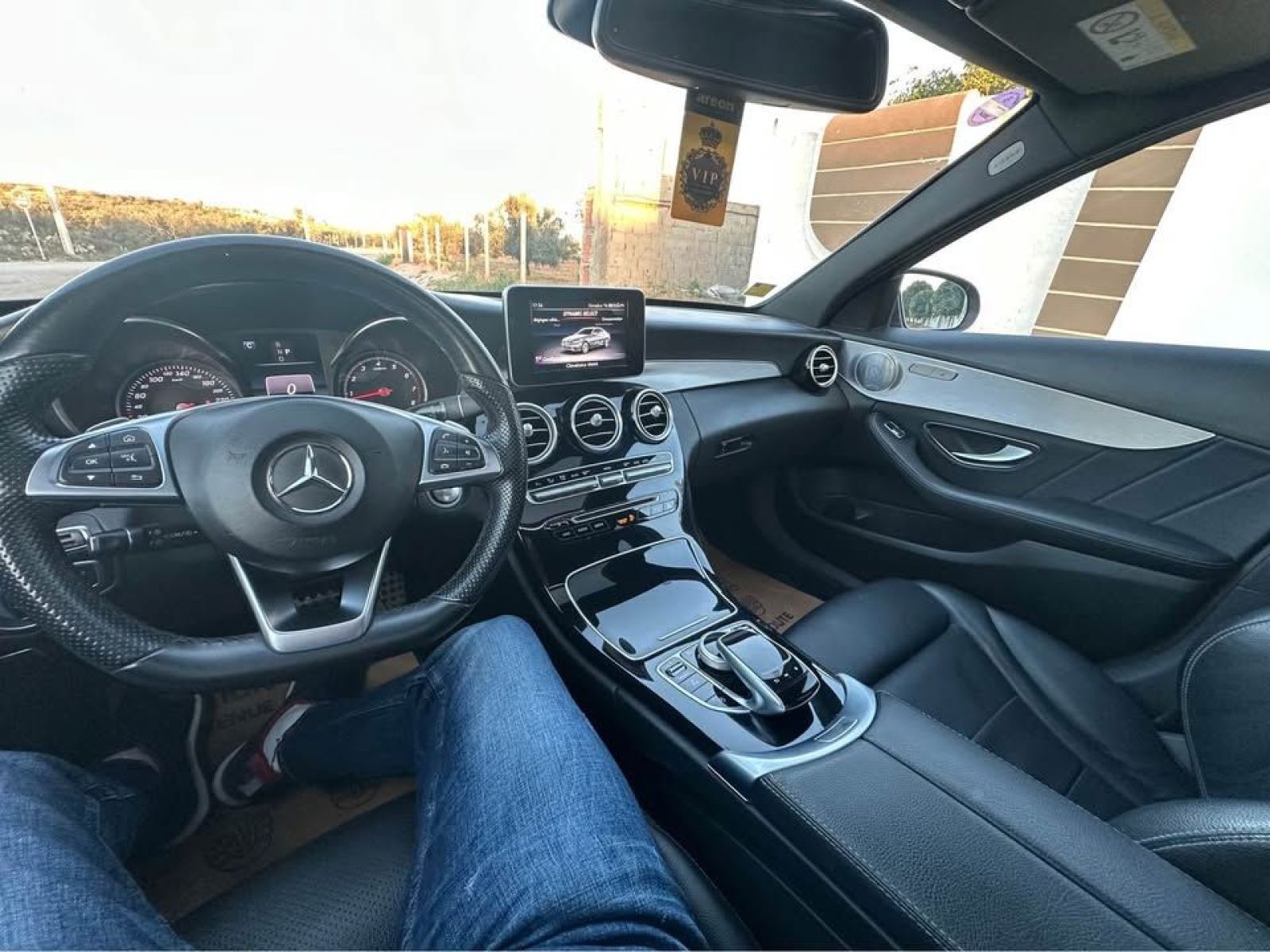 Mercedes-Benz Classe C AMG à Tunisie - Photo 8