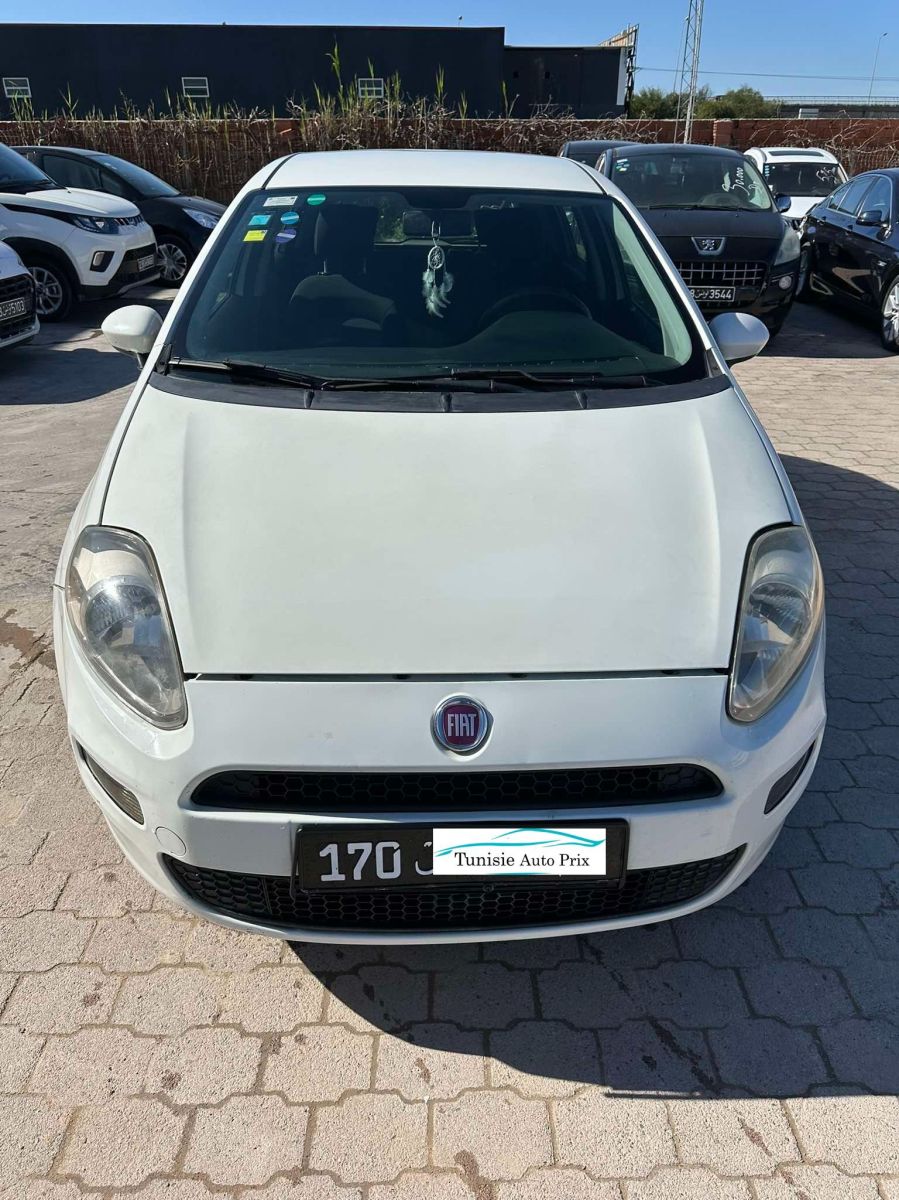Fiat Grande Punto à Tunis - Photo 9