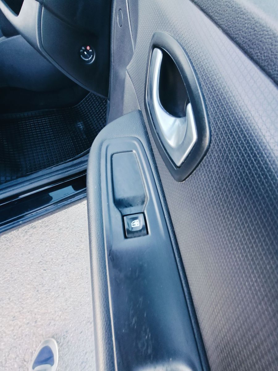Renault Clio 4 à Tunis - Photo 15