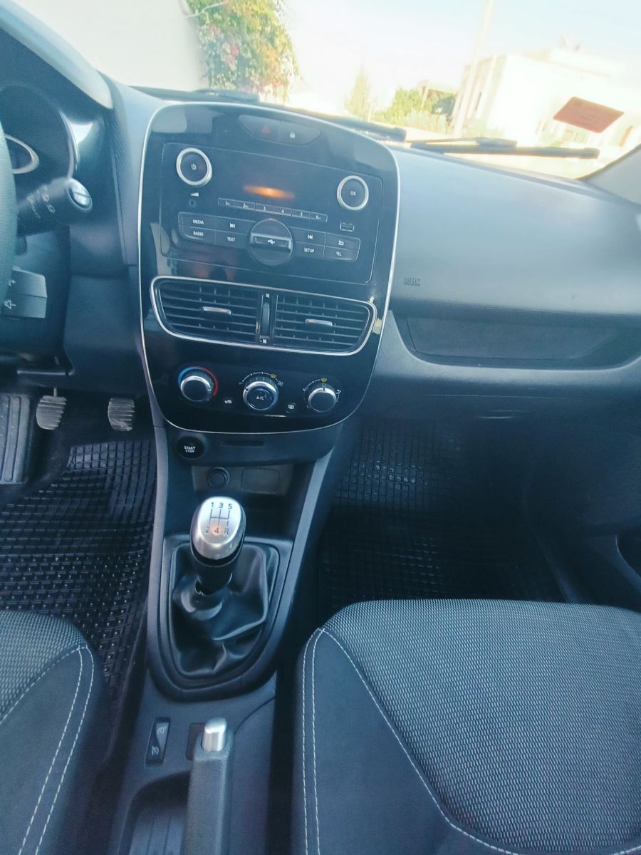 Renault Clio 4 à Tunis - Photo 4