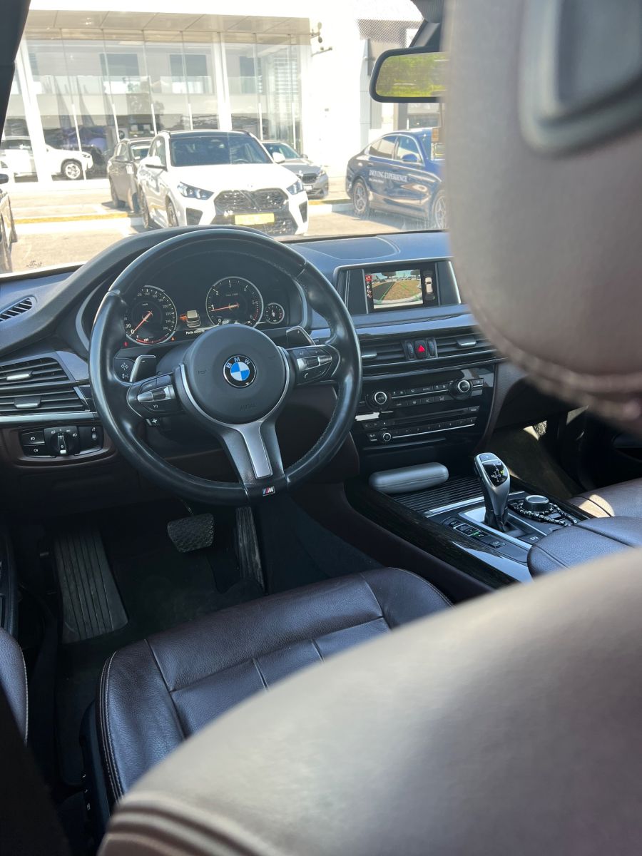 BMW X5 à Ariana - Photo 4