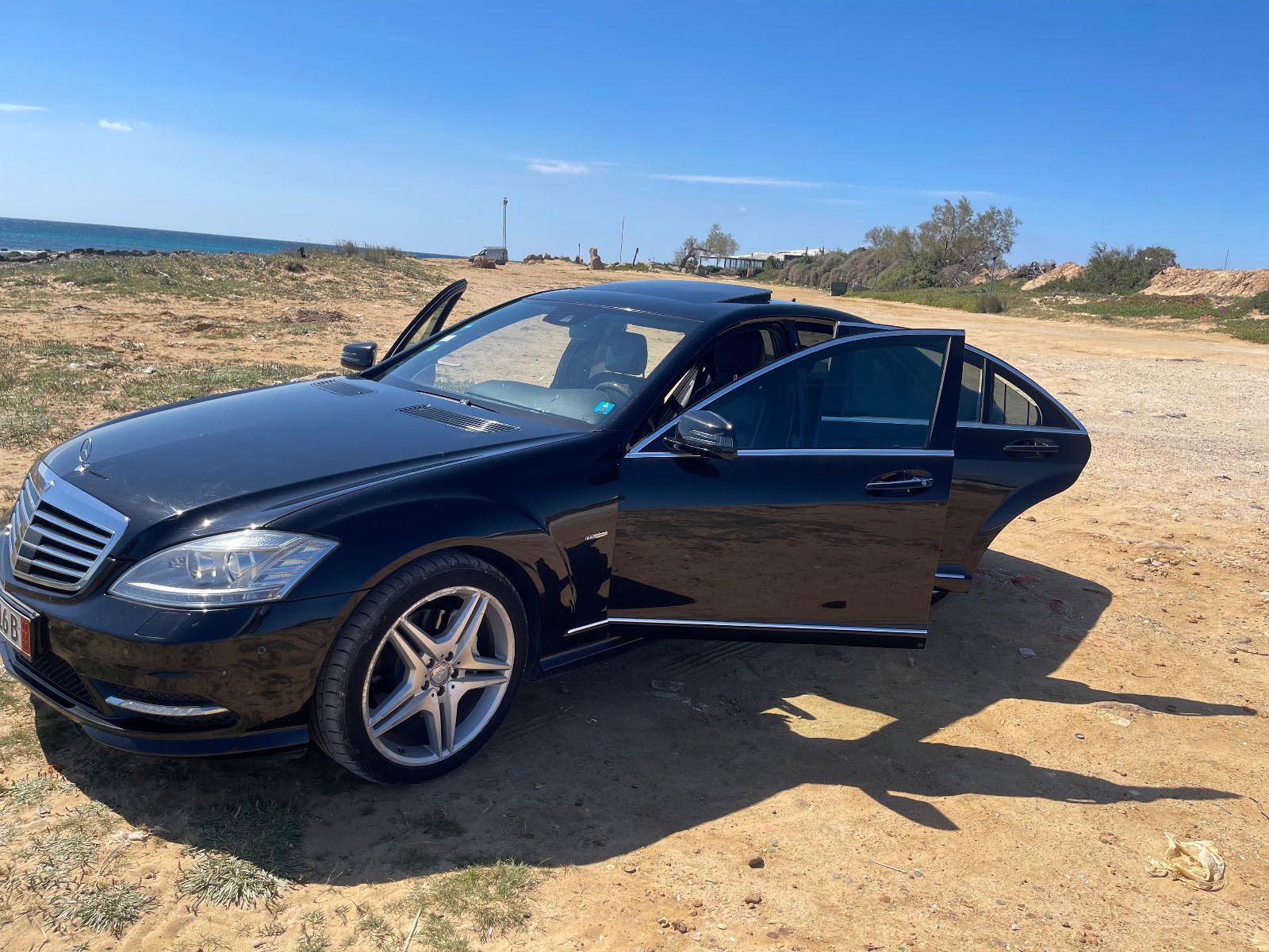 Mercedes-Benz Classe S à Tunis - Photo 15
