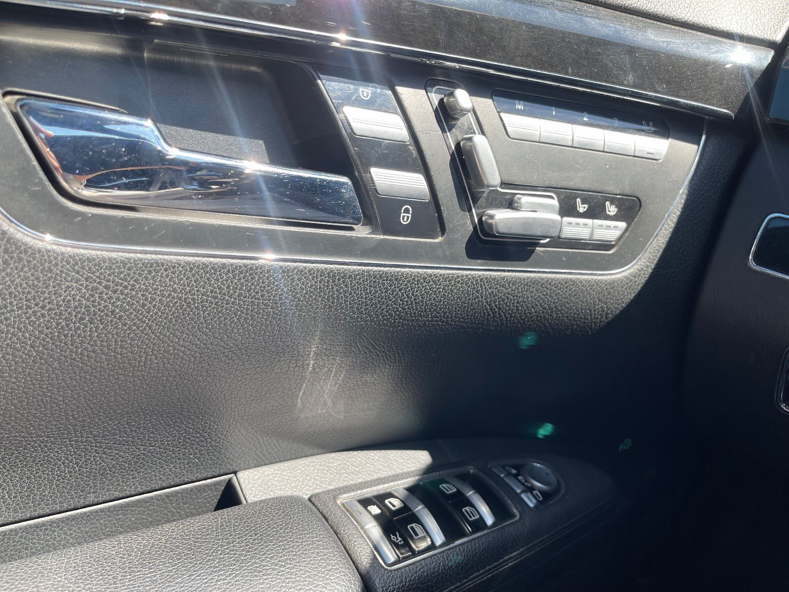 Mercedes-Benz Classe S à Tunis - Photo 10