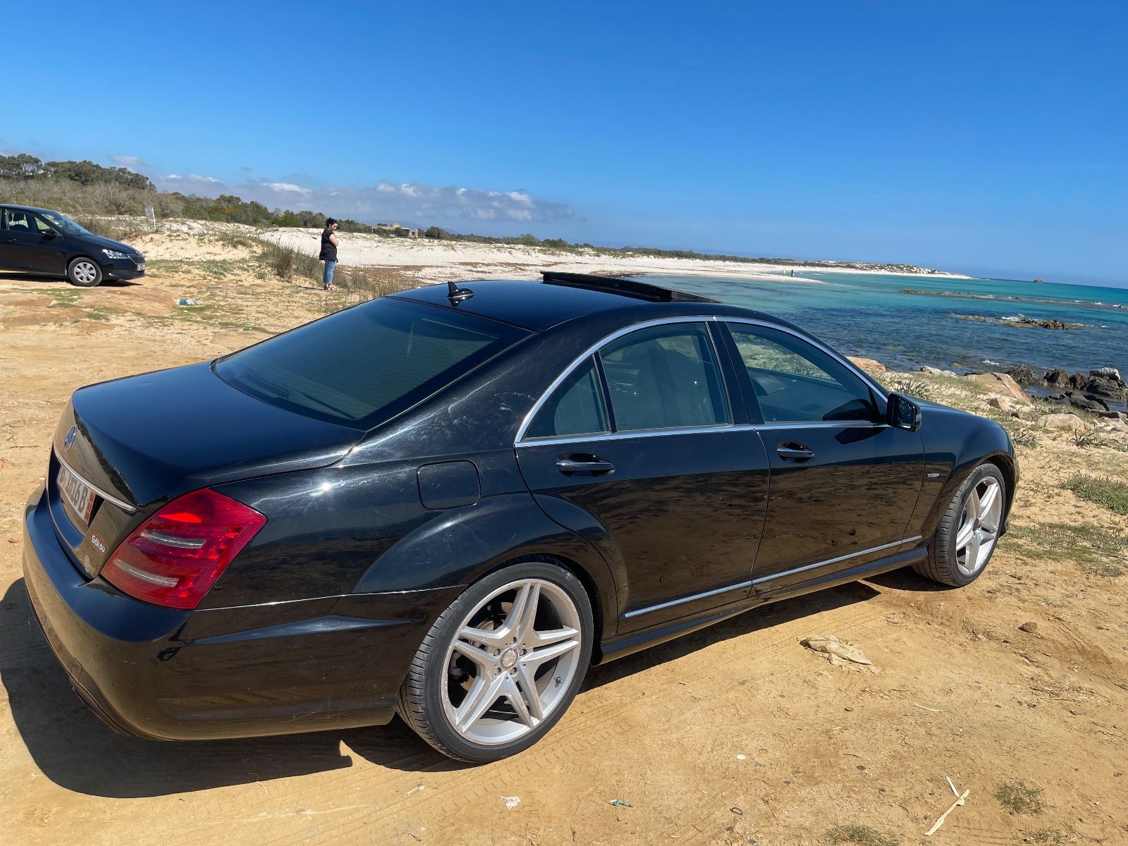 Mercedes-Benz Classe S à Tunis - Photo 4