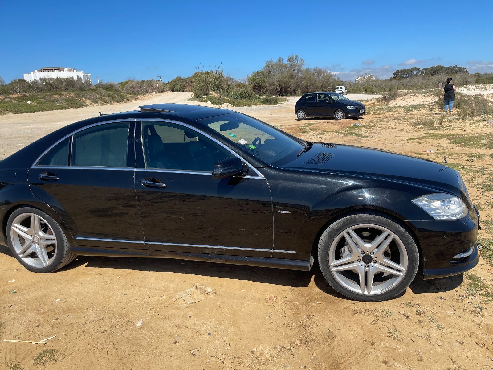 Mercedes-Benz Classe S à Tunis - Photo 16