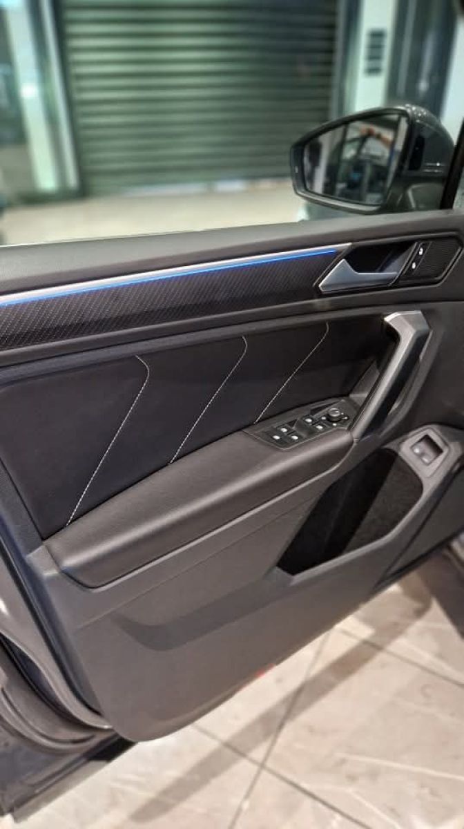 Volkswagen Tiguan R-Line à Nabeul - Photo 9