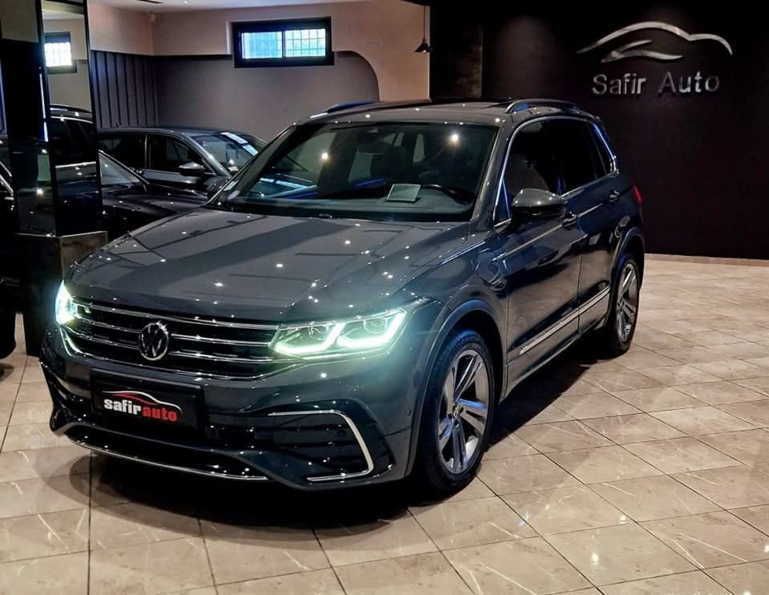Volkswagen Tiguan R-Line à Nabeul - Photo 1