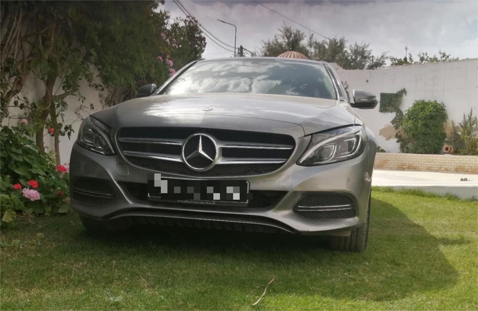 Mercedes-Benz Classe C à Ariana - Photo 9