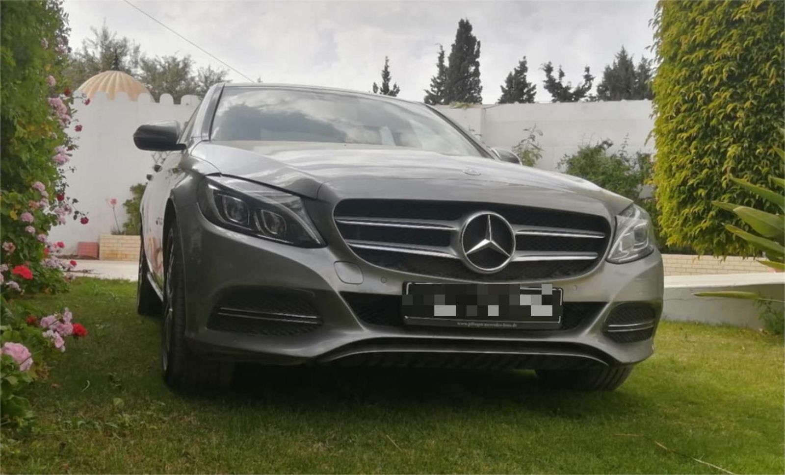 Mercedes-Benz Classe C à Ariana - Photo 3