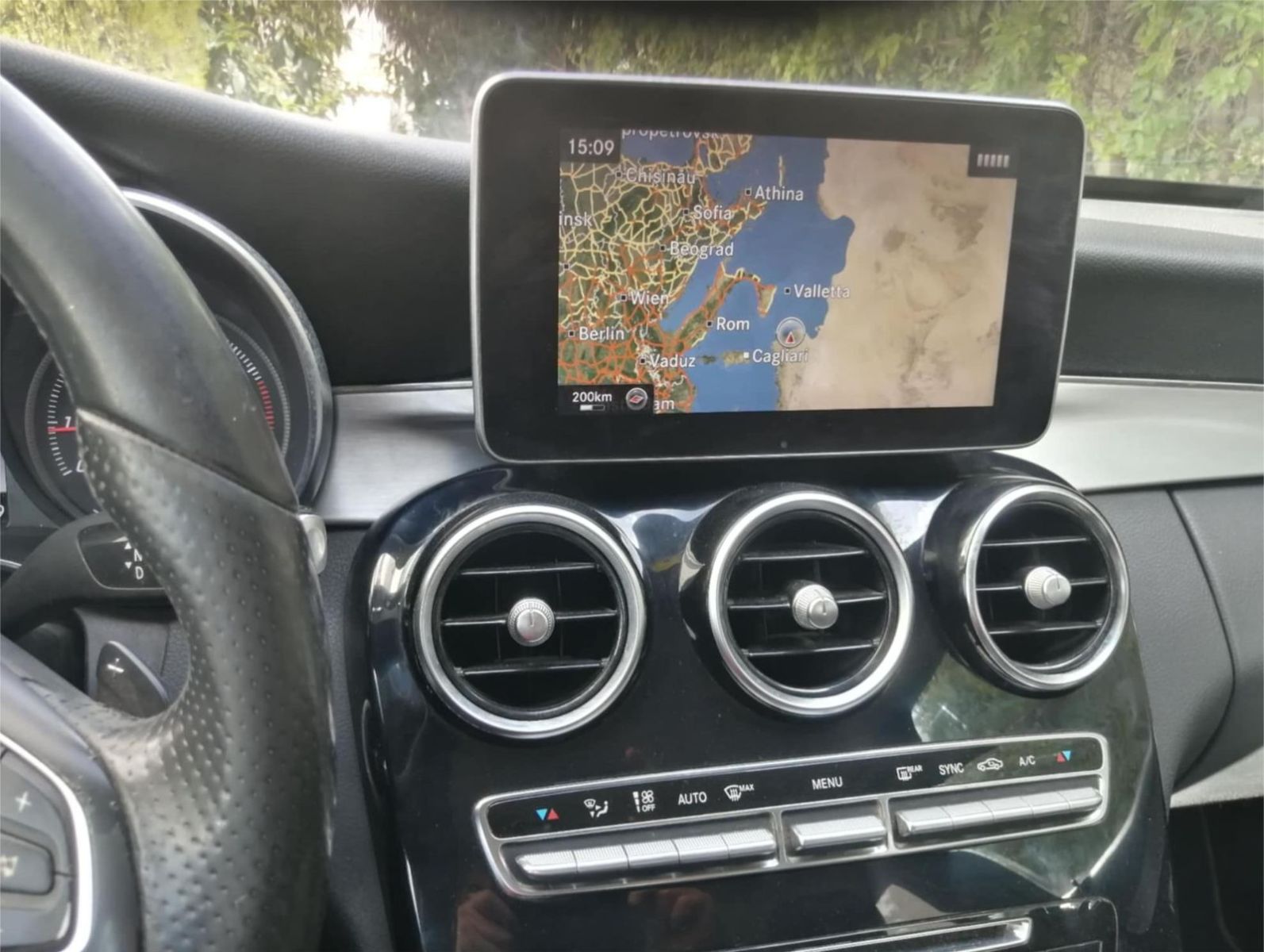 Mercedes-Benz Classe C à Ariana - Photo 1