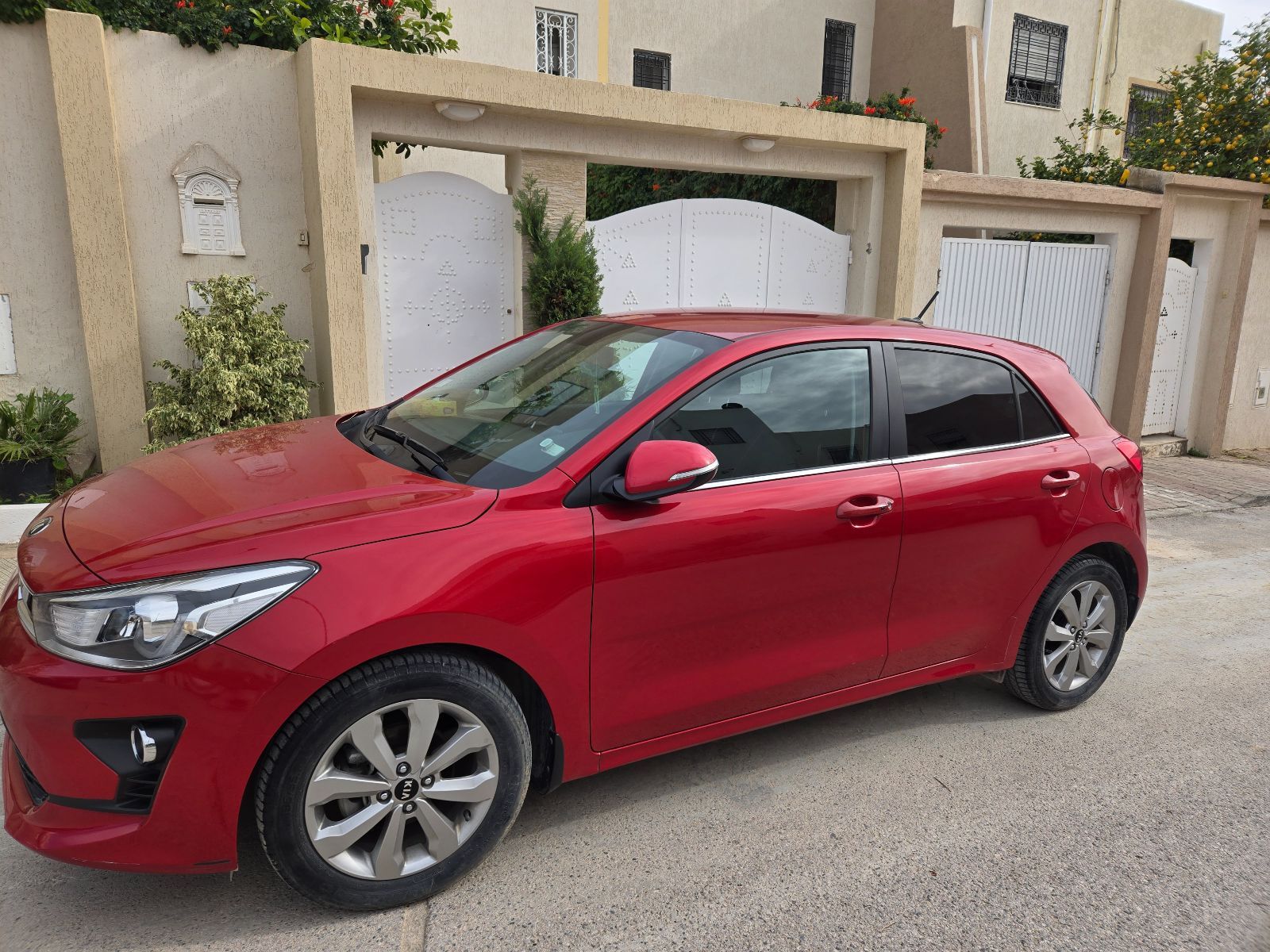 KIA Rio 5p GT-Line à Monastir - Photo 1