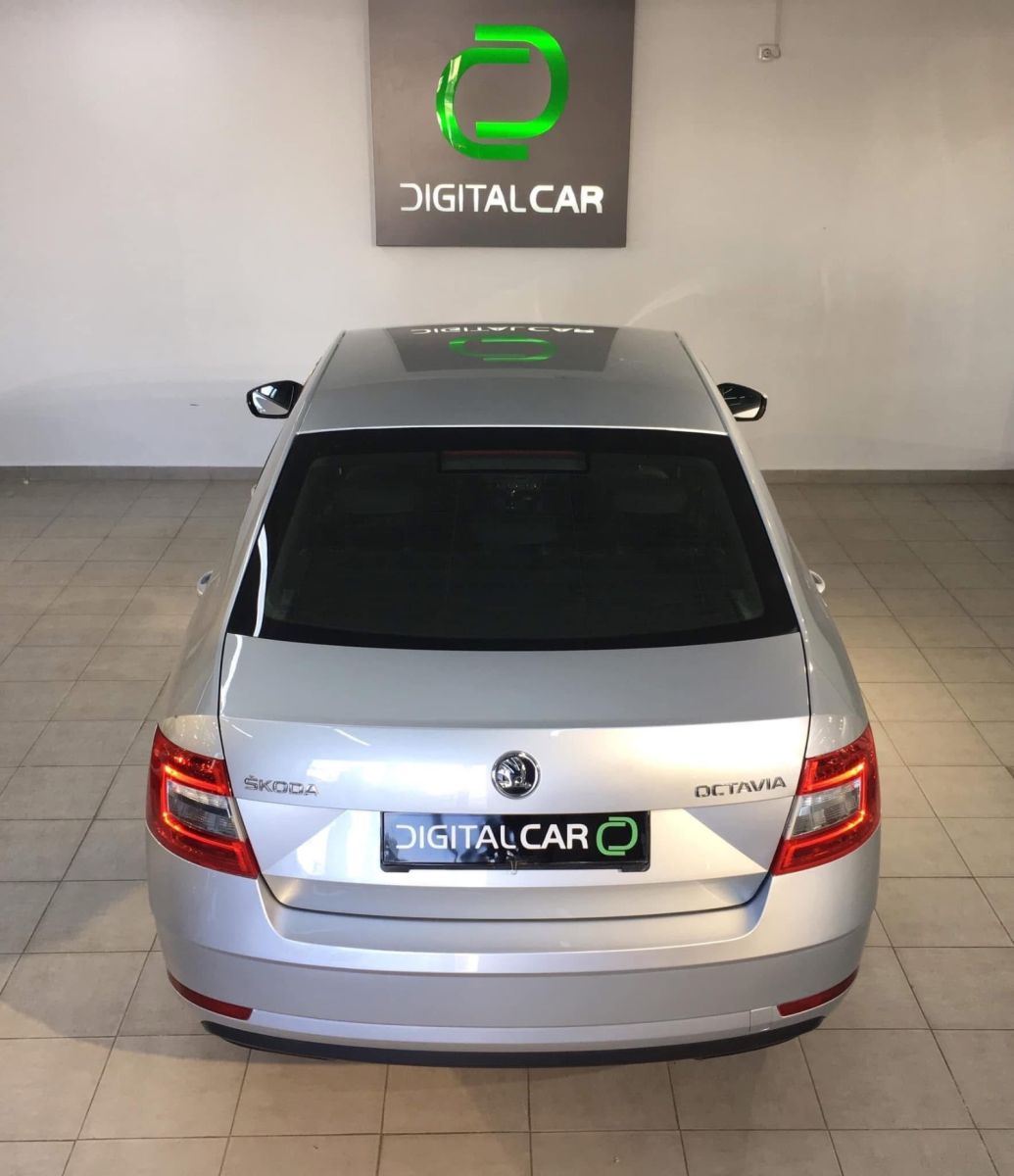 Skoda Octavia Business Toit ouvrant à Sfax - Photo 12