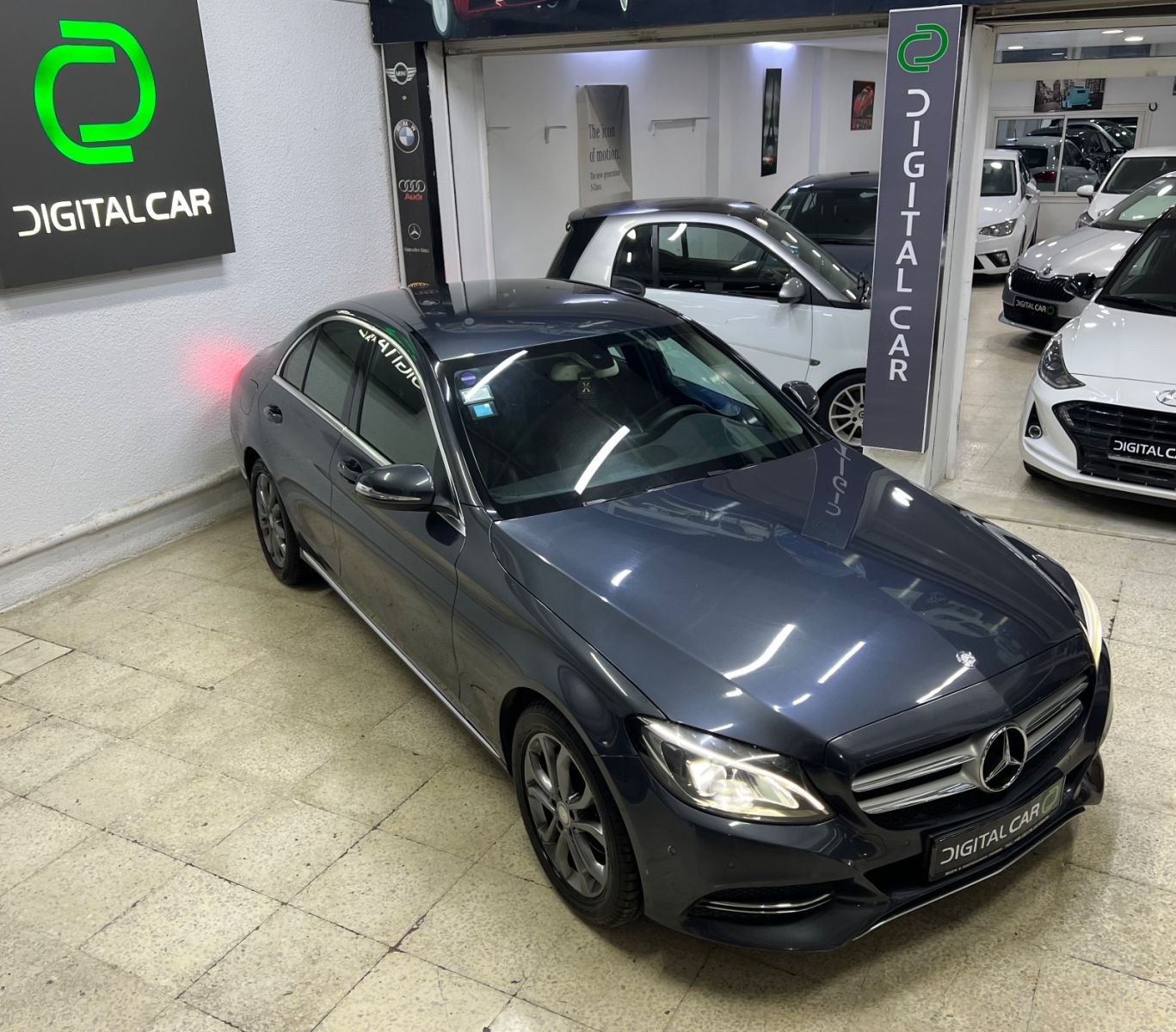 Mercedes-Benz Classe C Avantgarde à Tunis - Photo 5