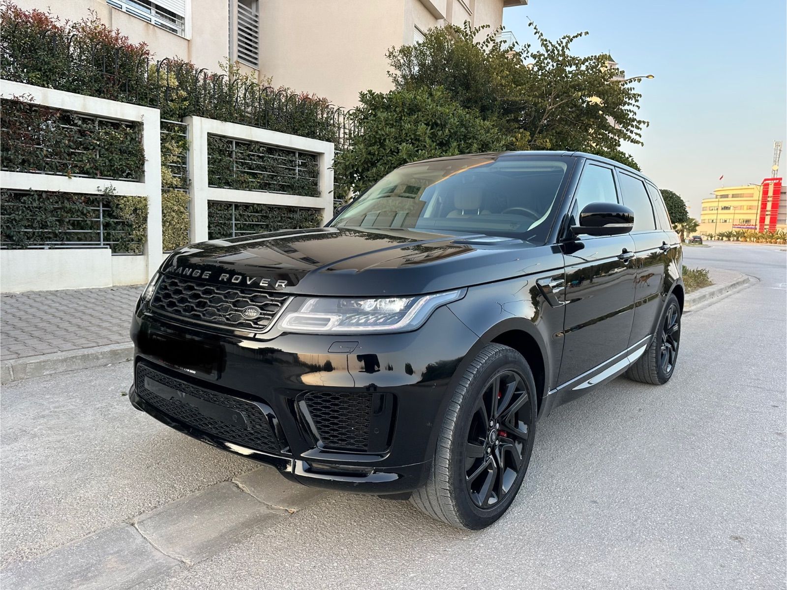 Land Rover Range Rover Sport à Ben Arous - Photo 4
