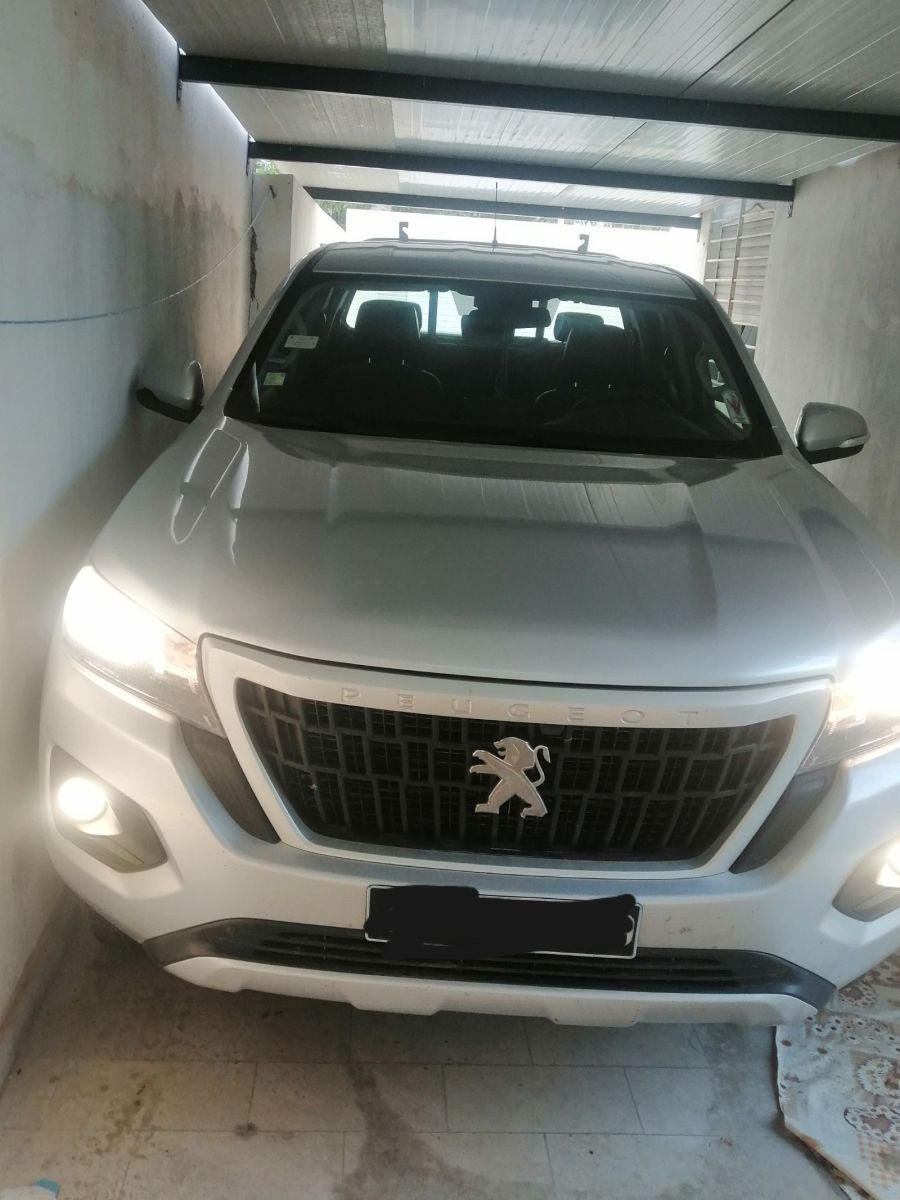 Peugeot Landtrek Double Cabine U à Ben Arous - Photo 1