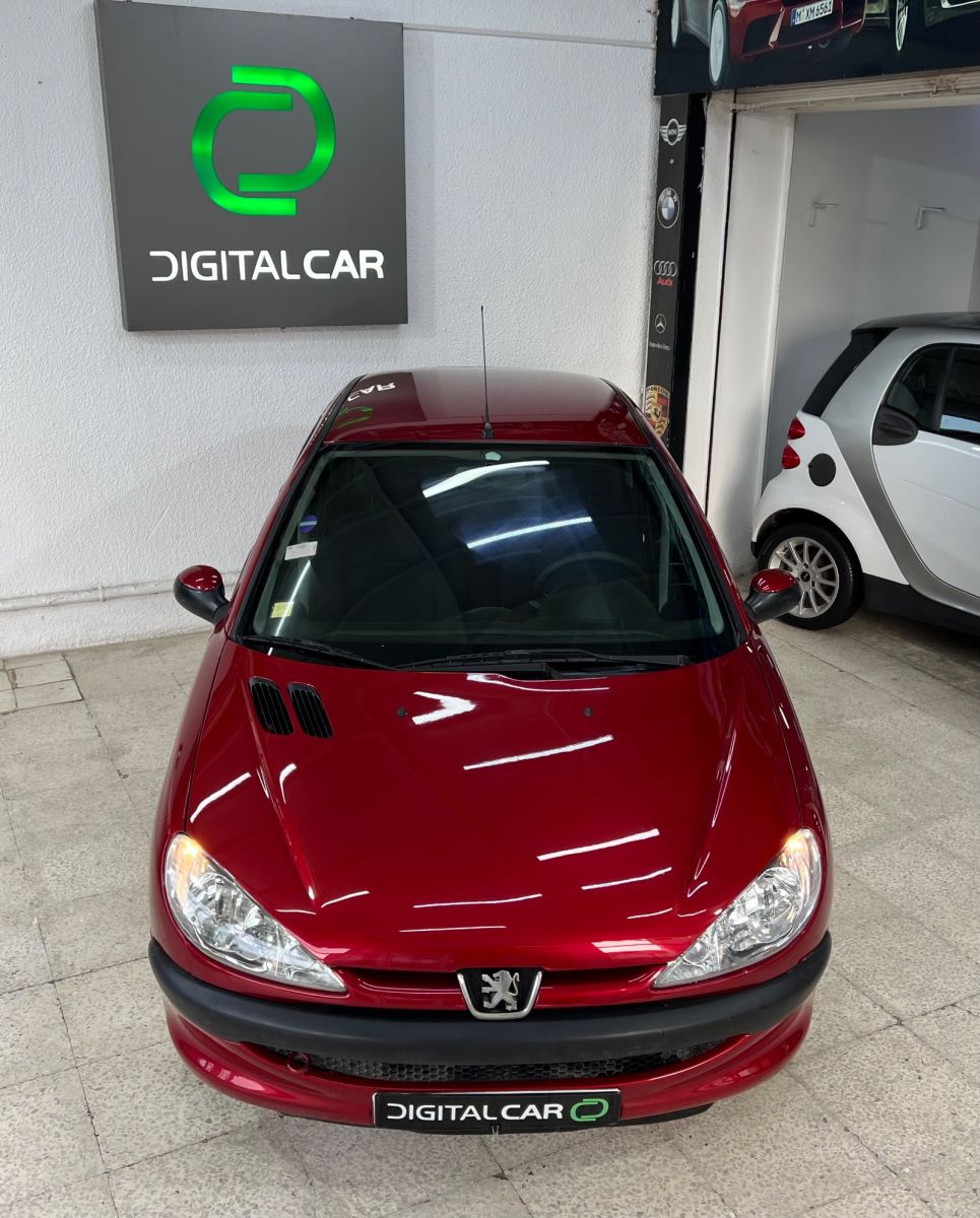 Peugeot 206 à Nabeul - Photo 4