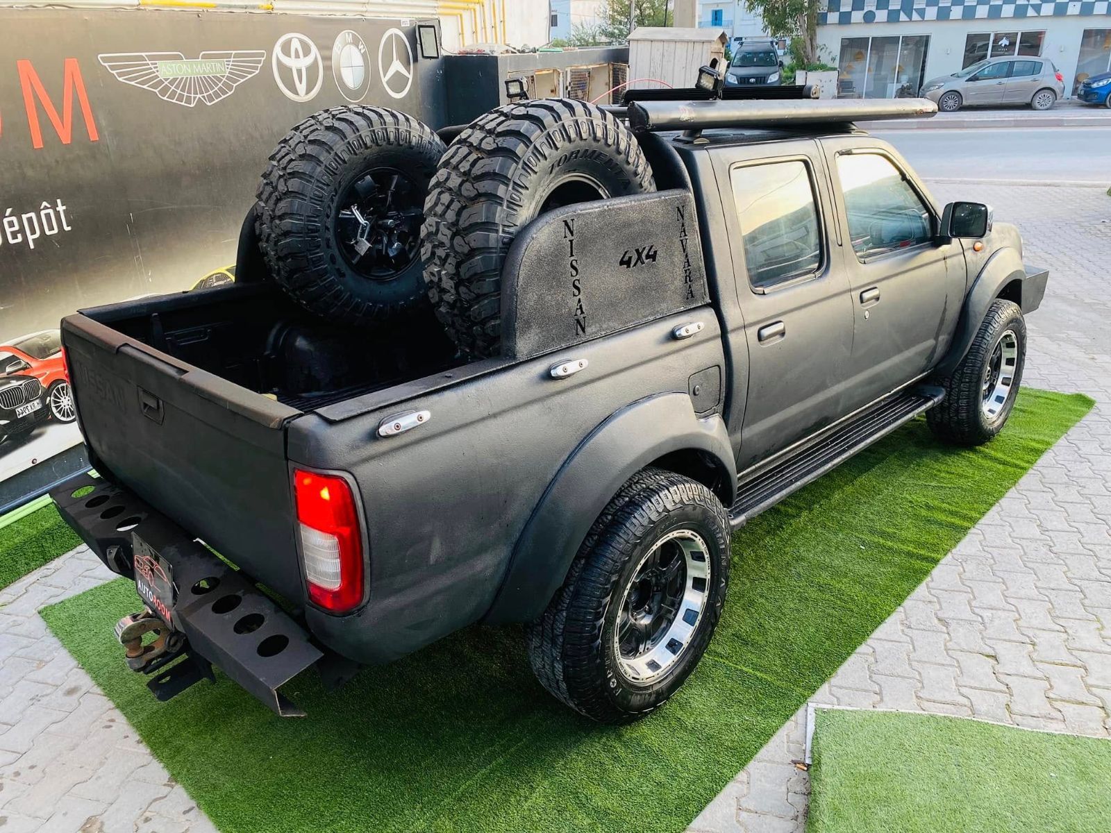 Nissan Navara Double Cabine à Tunis - Photo 6