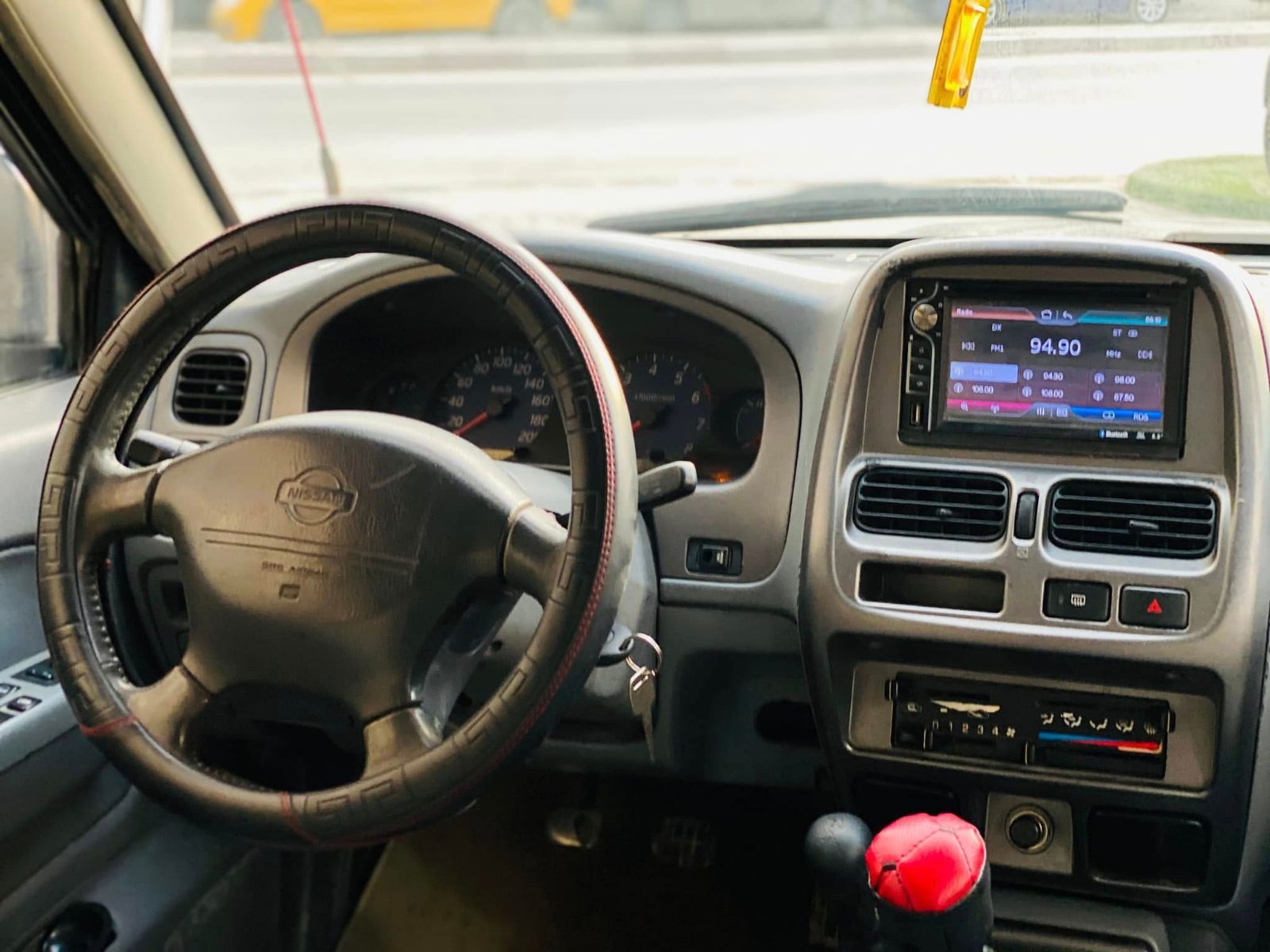 Nissan Navara Double Cabine à Tunis - Photo 2