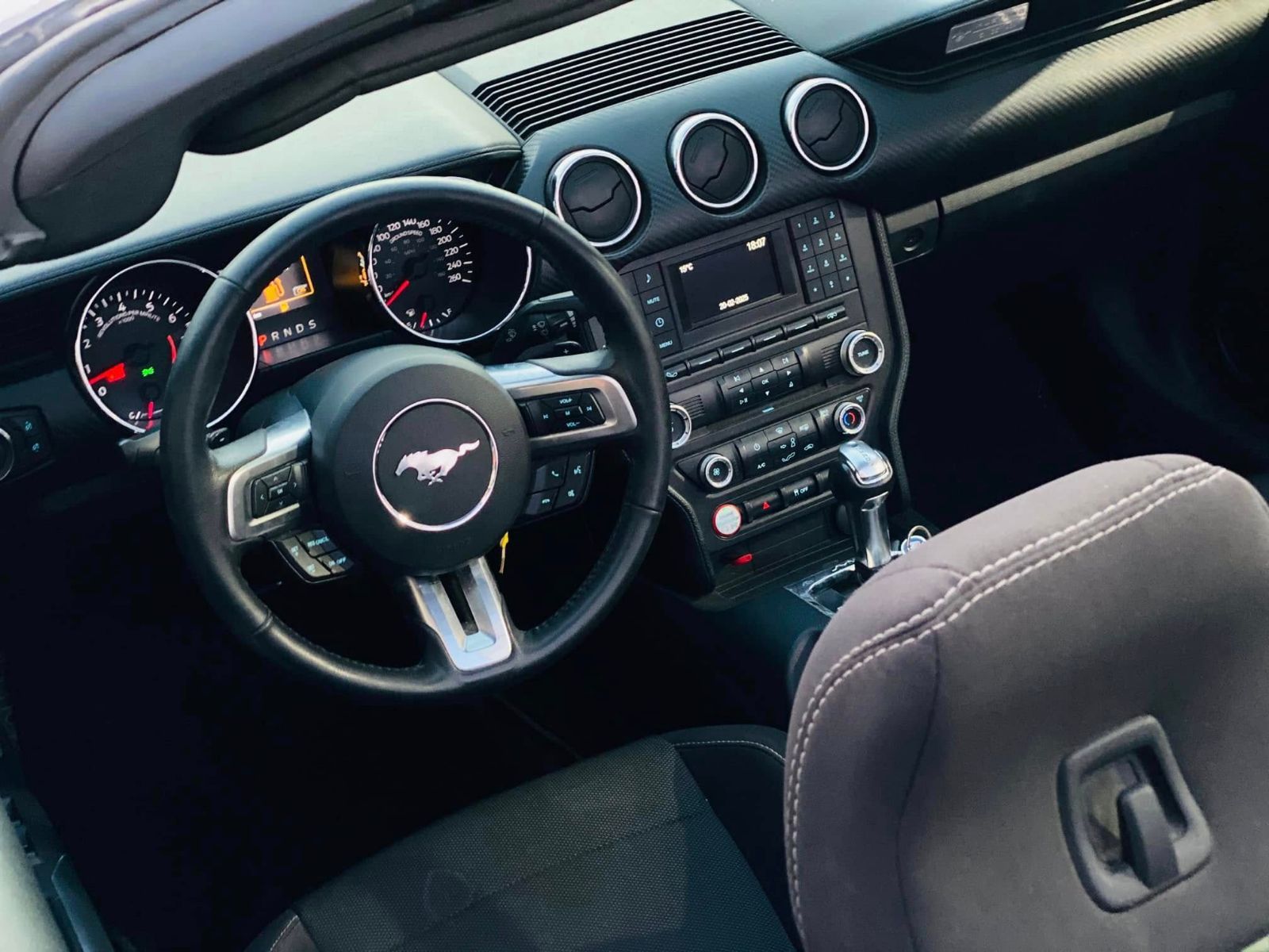 Ford Mustang à Ariana - Photo 11