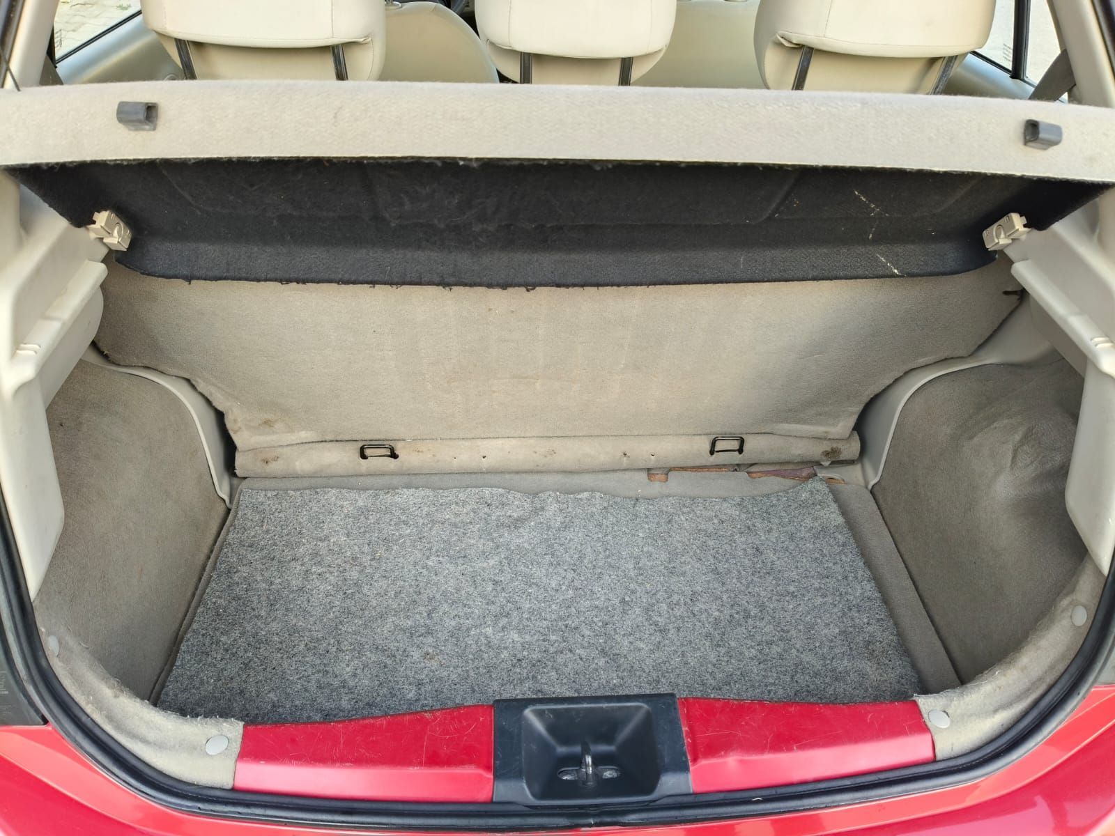 Nissan Micra à Sfax - Photo 5