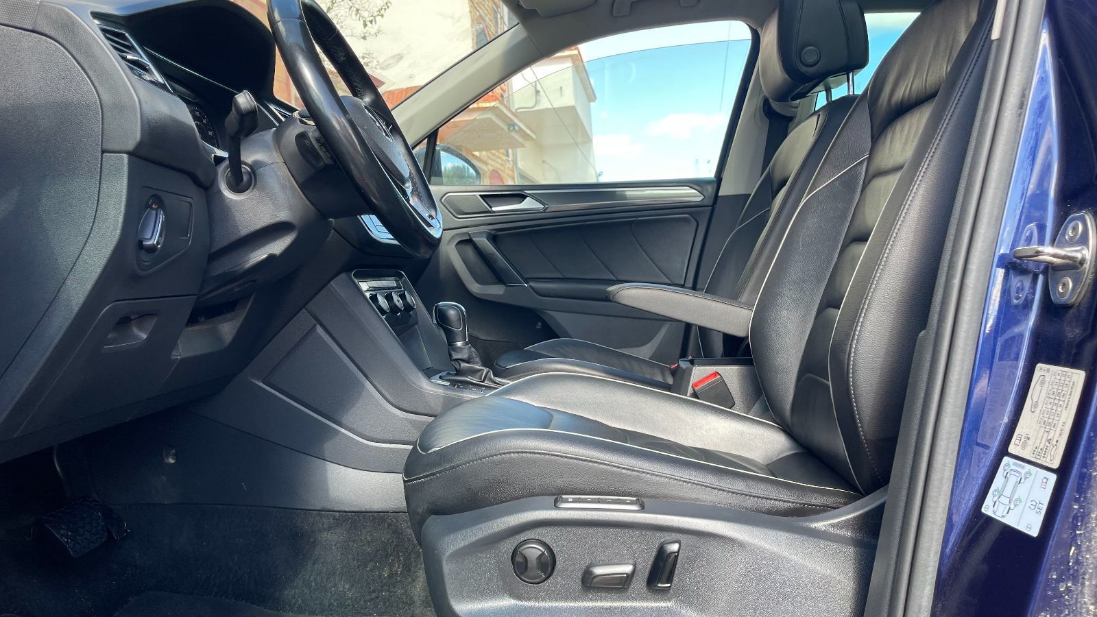 Volkswagen Tiguan R-Line à Tunis - Photo 9
