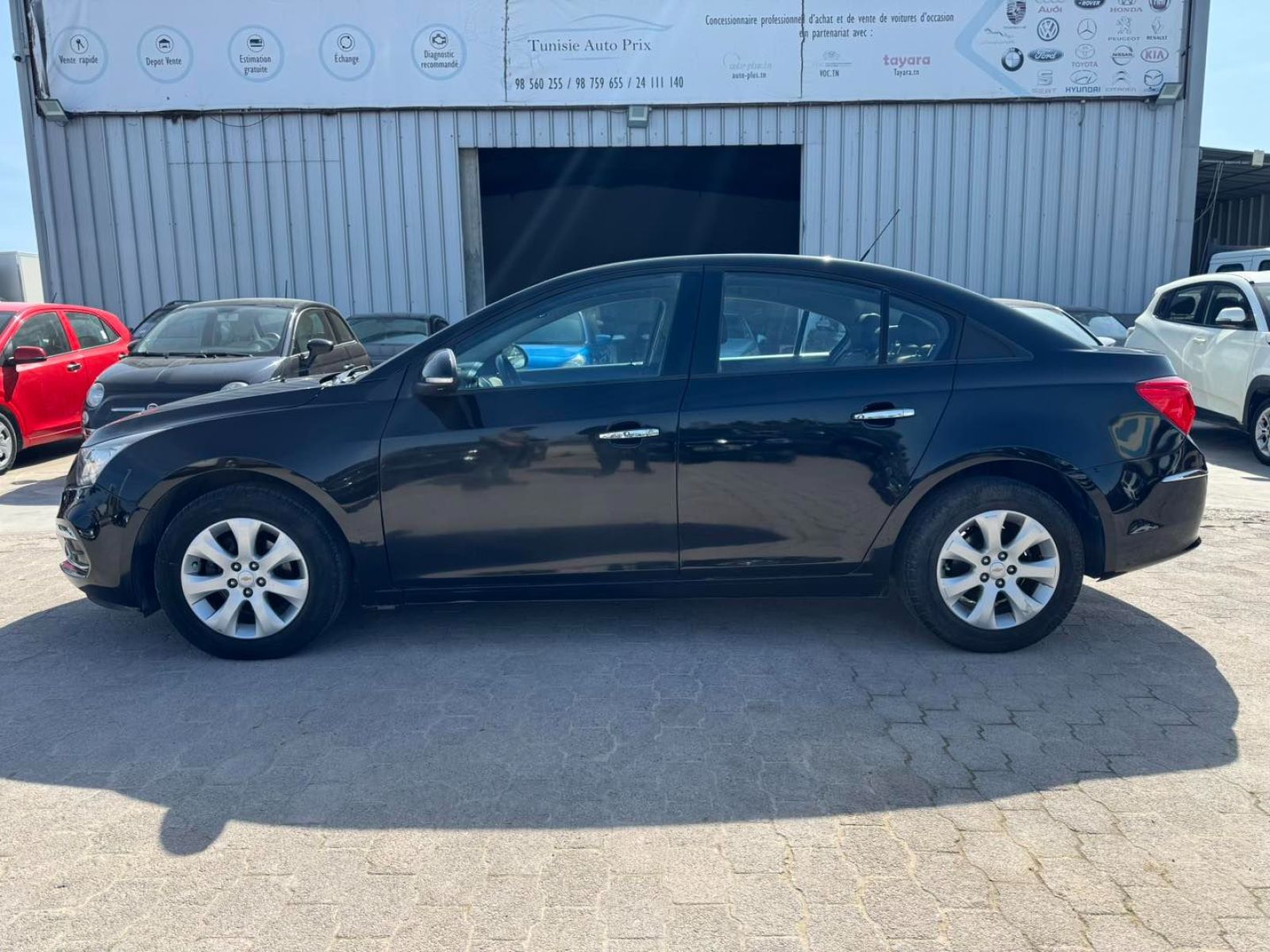 Chevrolet Cruze à Tunis - Photo 1