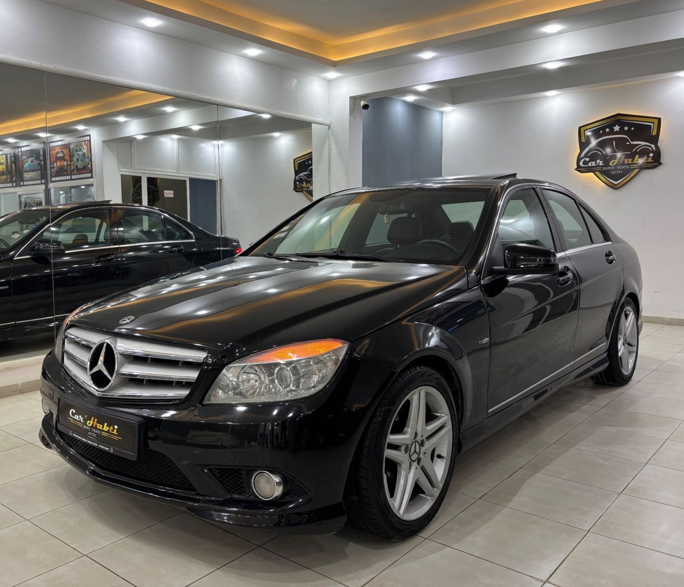 Mercedes-Benz Classe C à Tunis - Photo 3