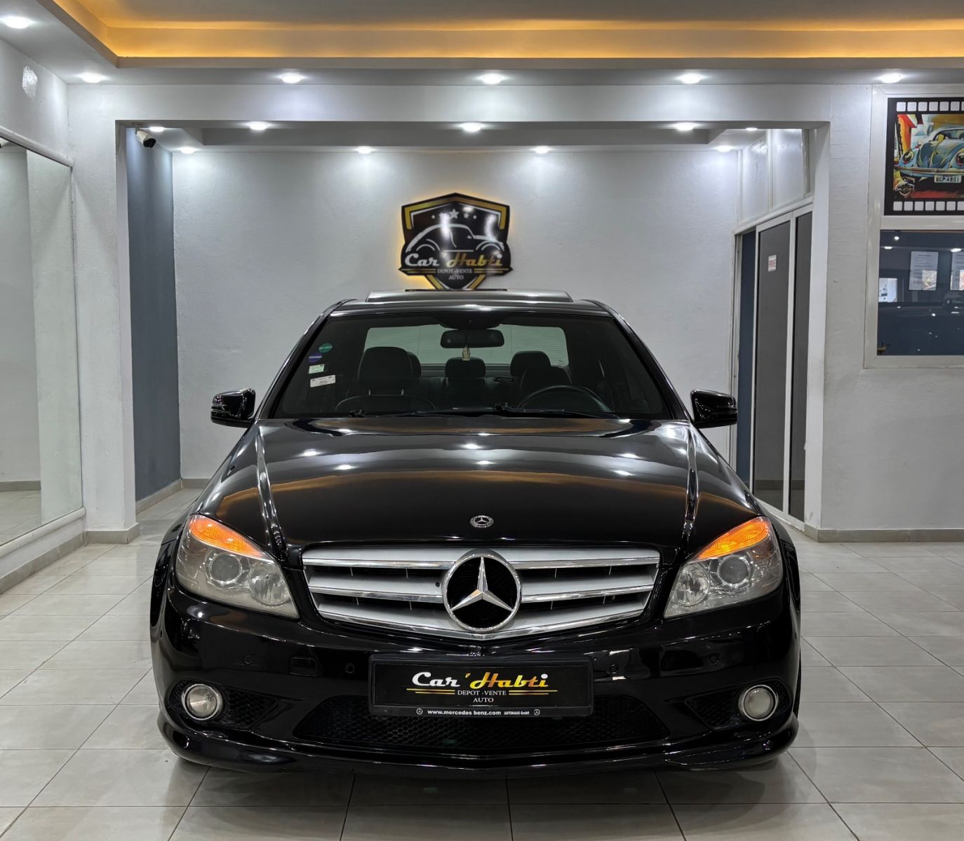 Mercedes-Benz Classe C à Tunis - Photo 1