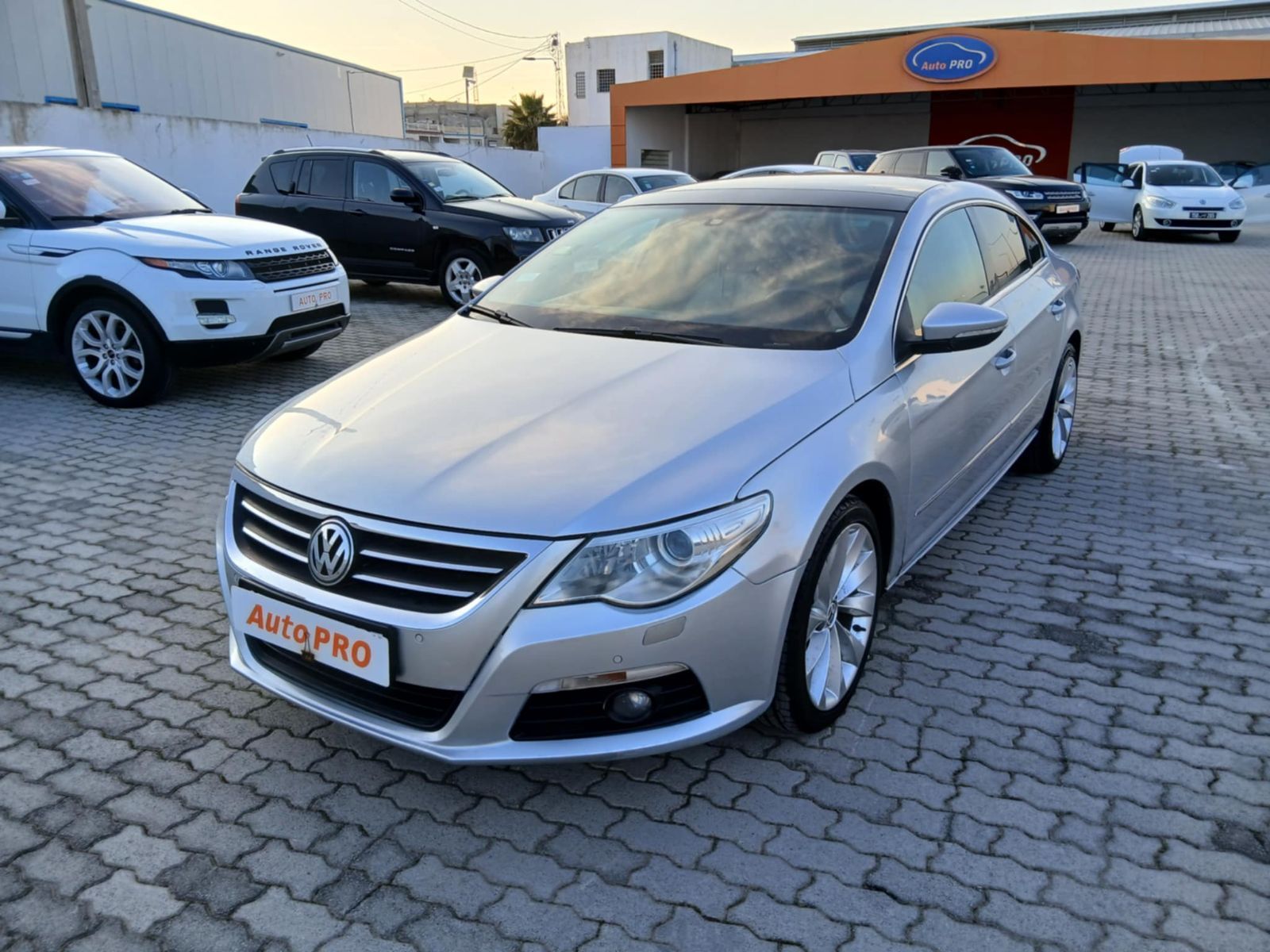 Volkswagen Passat CC à Tunis - Photo 2
