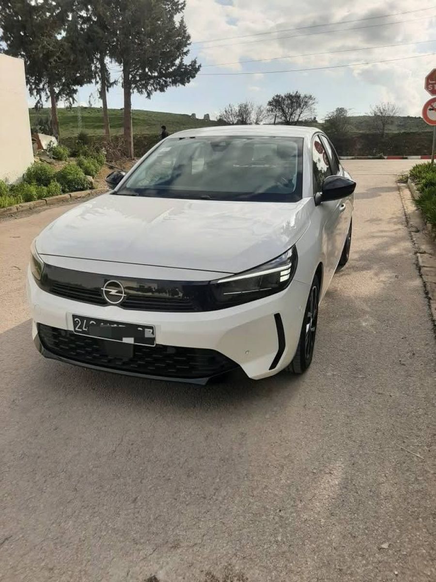 Opel Corsa à Ben Arous - Photo 4