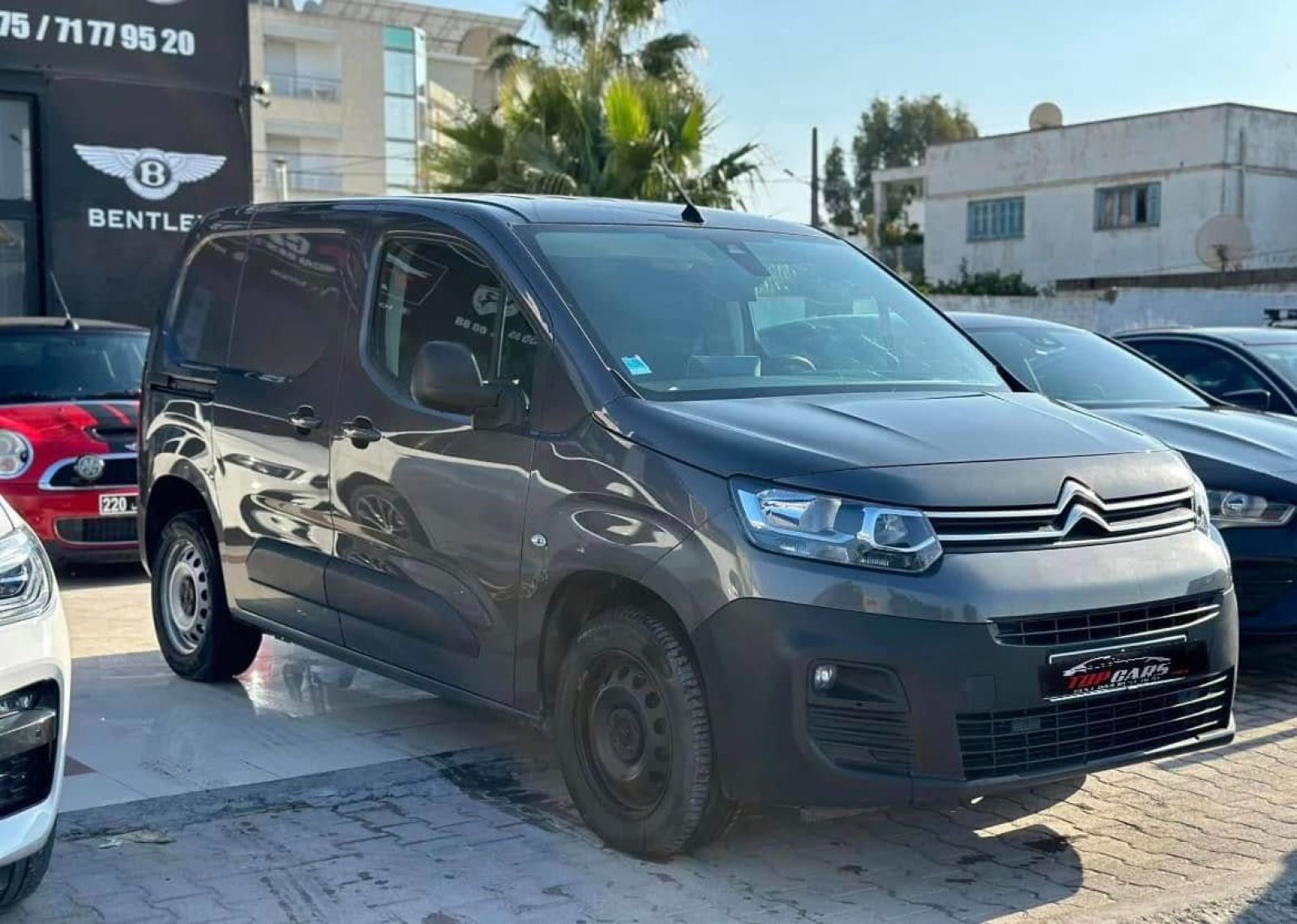 Citroën Berlingo à Sfax - Photo 2