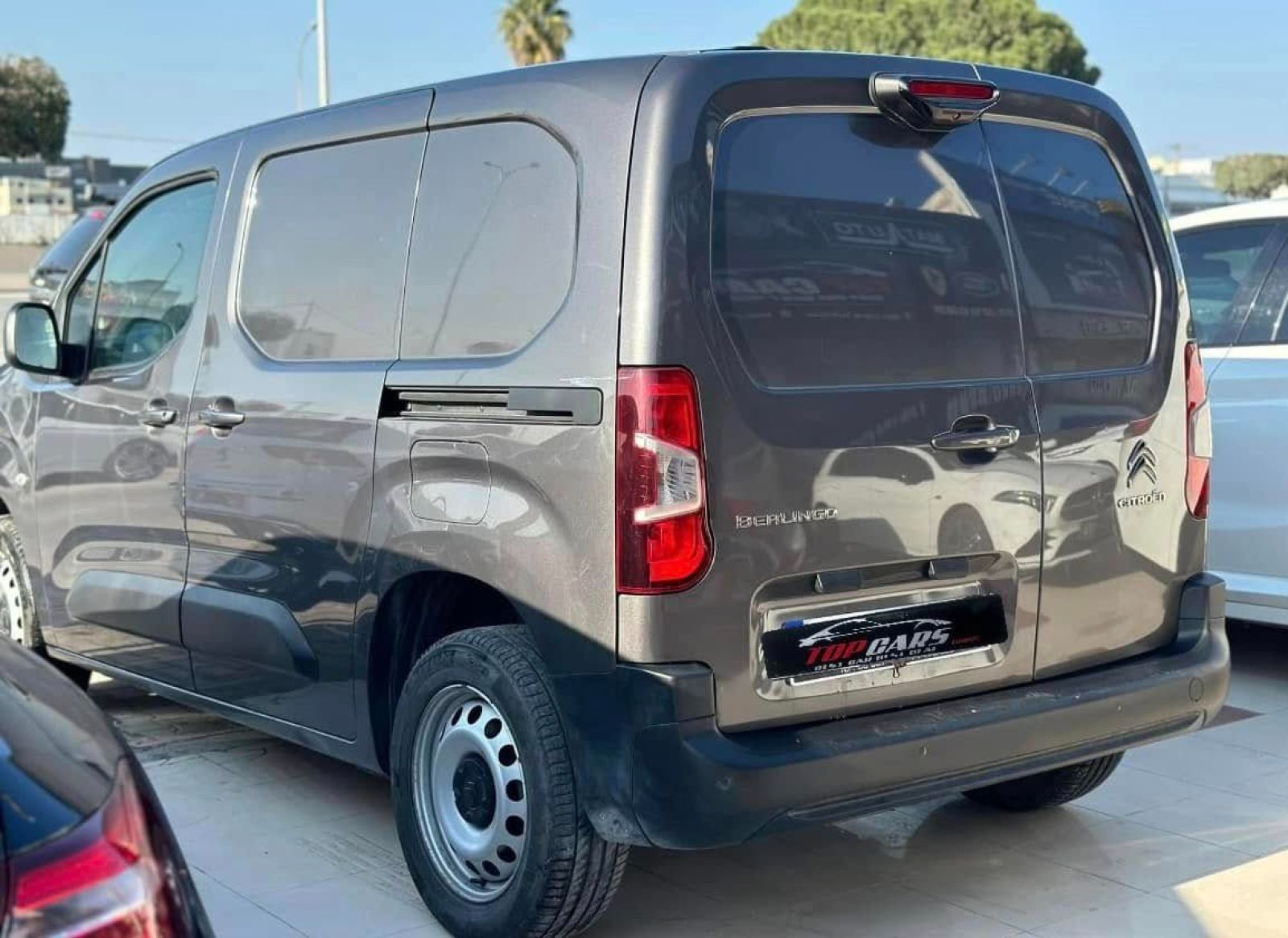 Citroën Berlingo à Sfax - Photo 5