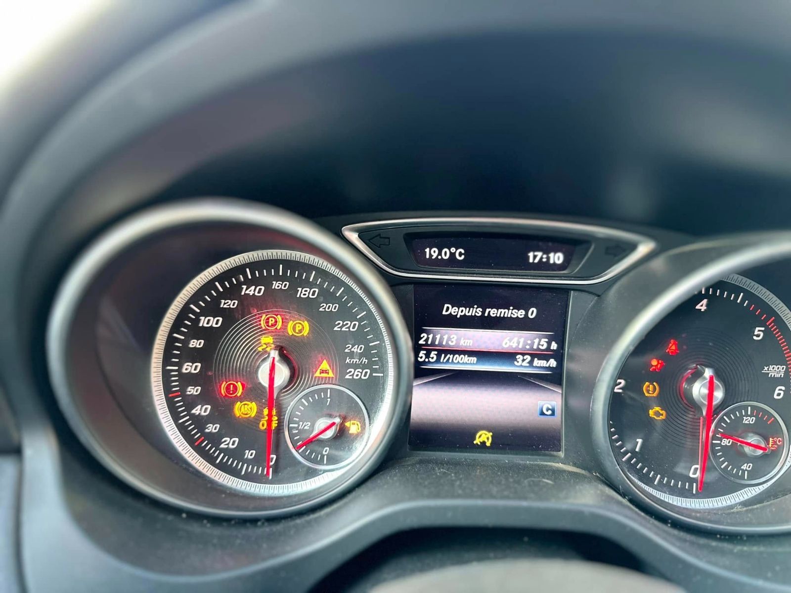 Mercedes-Benz CLA à Ben Arous - Photo 12