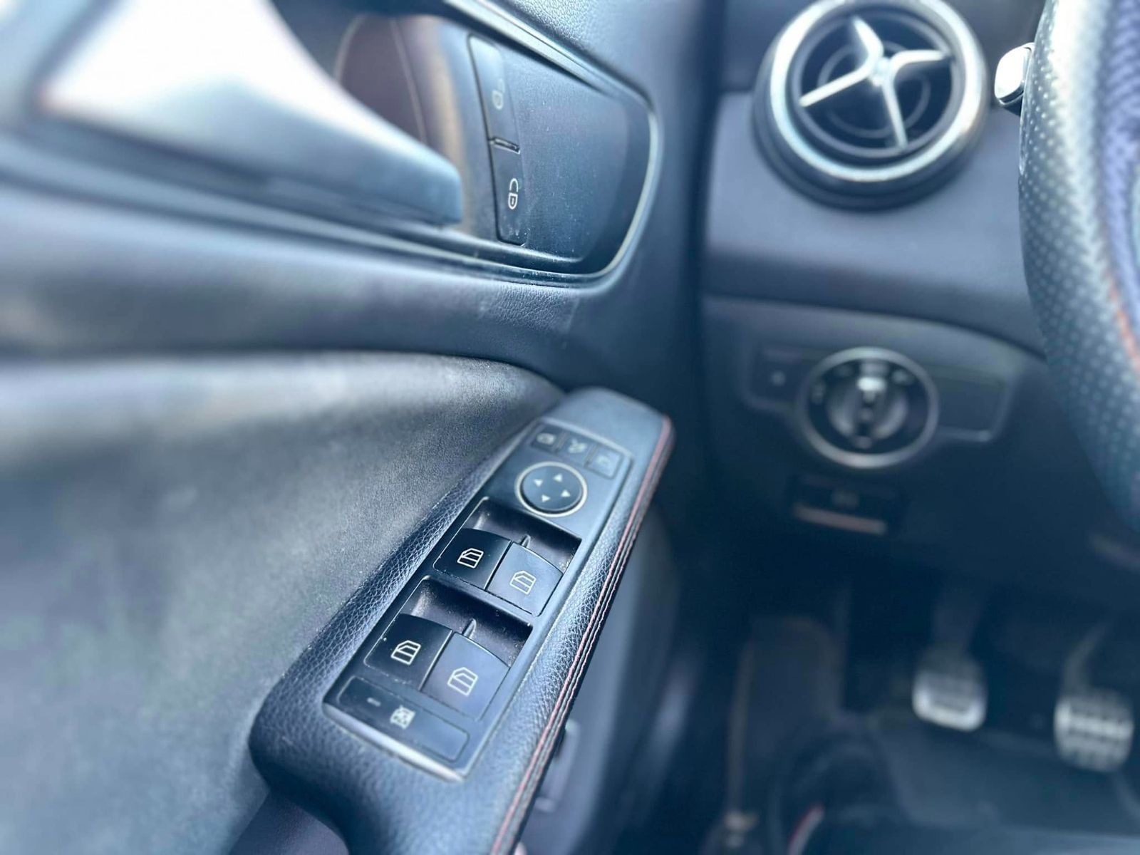 Mercedes-Benz CLA à Ben Arous - Photo 15