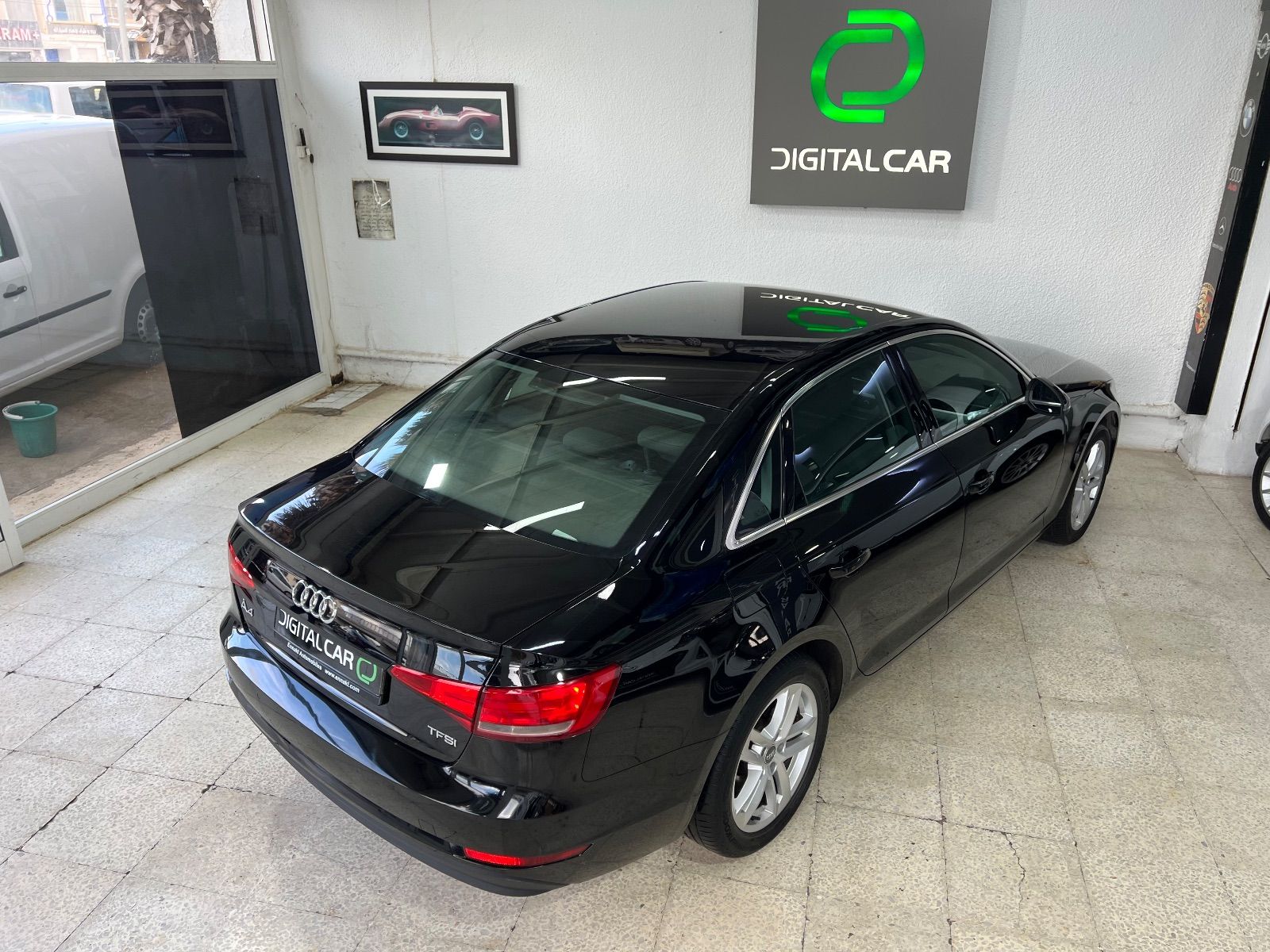Audi A4 Business Plus à Tunis - Photo 14