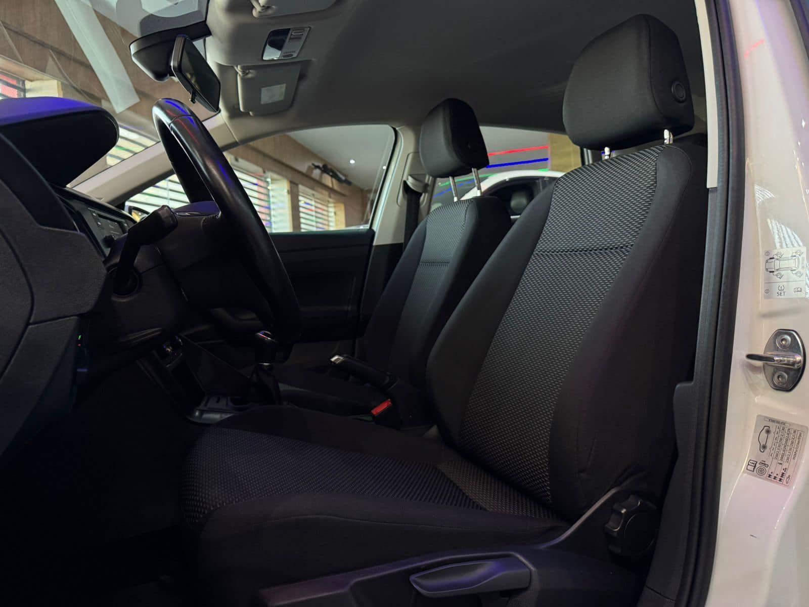 Volkswagen Polo Smartline à Tunis - Photo 8