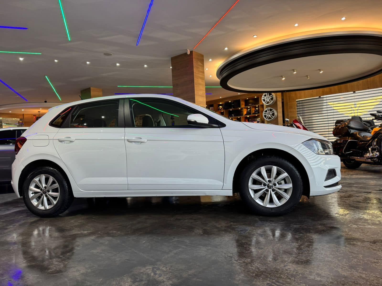 Volkswagen Polo Smartline à Tunis - Photo 5