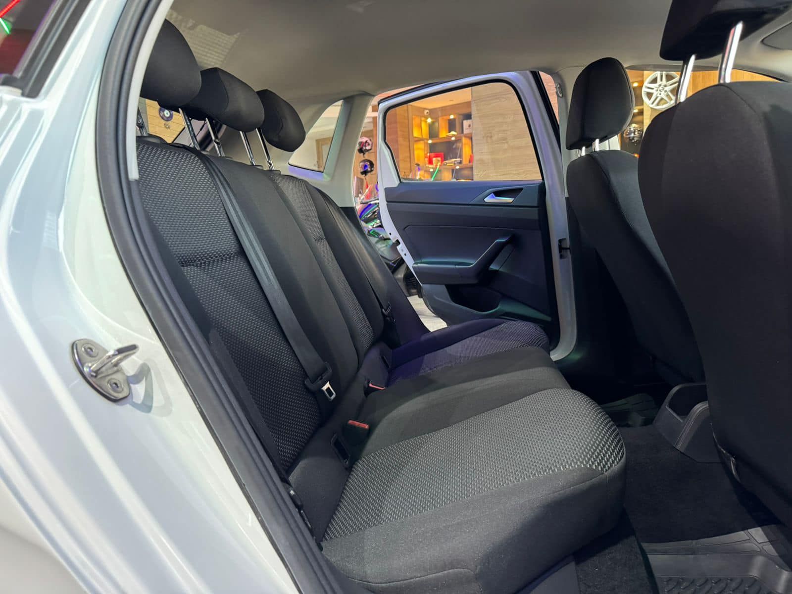 Volkswagen Polo Smartline à Tunis - Photo 6