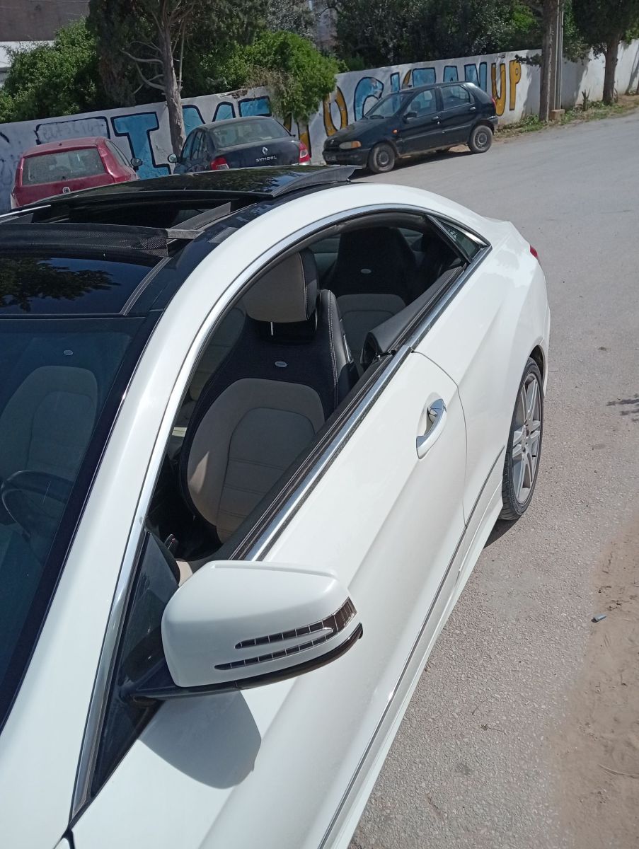 Mercedes-Benz Classe E coupé à Ben Arous - Photo 10
