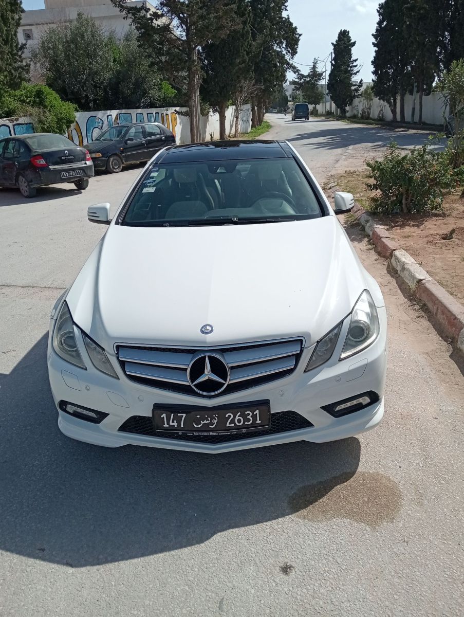 Mercedes-Benz Classe E coupé à Ben Arous - Photo 2