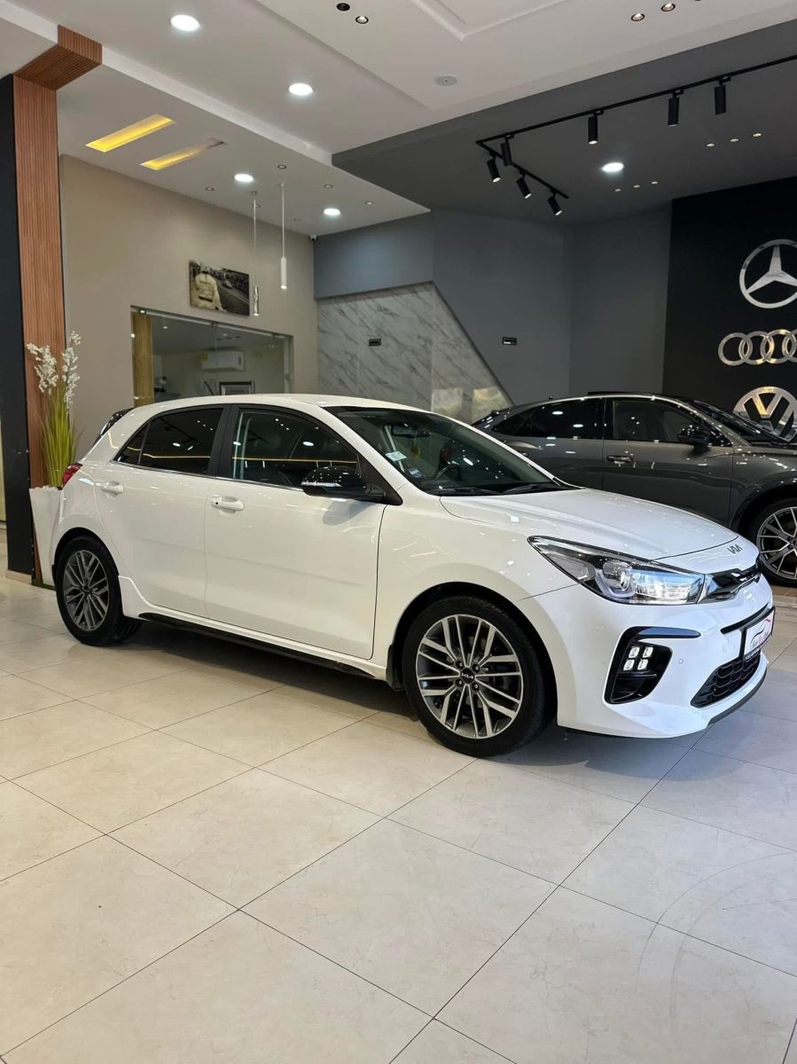 KIA Rio 5p GT-Line à Bizerte - Photo 3