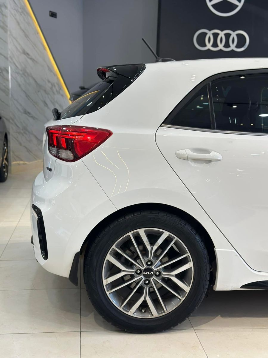 KIA Rio 5p GT-Line à Bizerte - Photo 7